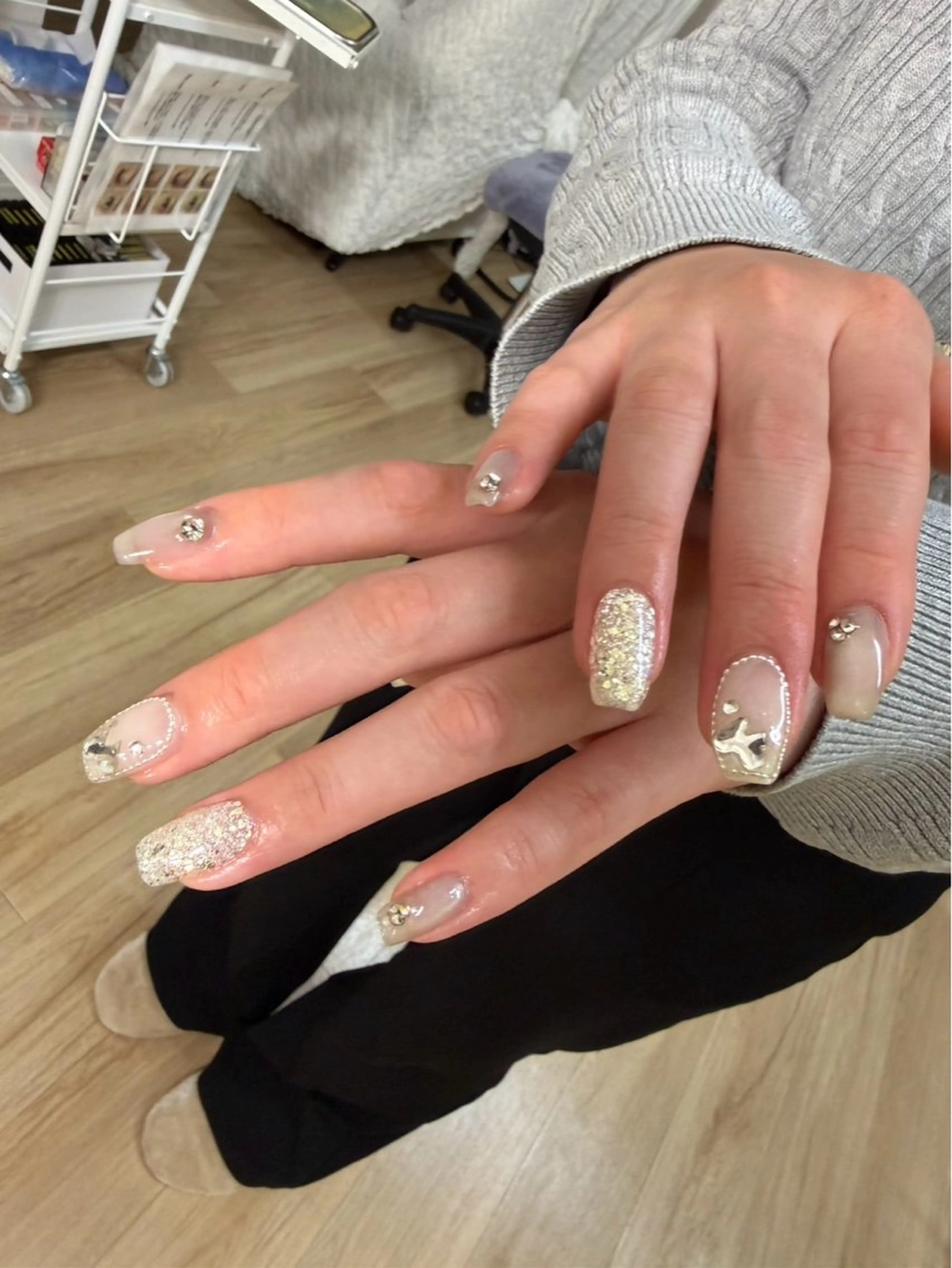 セミロング 韓国風ヘア yuki ⌇ リザボーテ八王子店のネイルデザイン