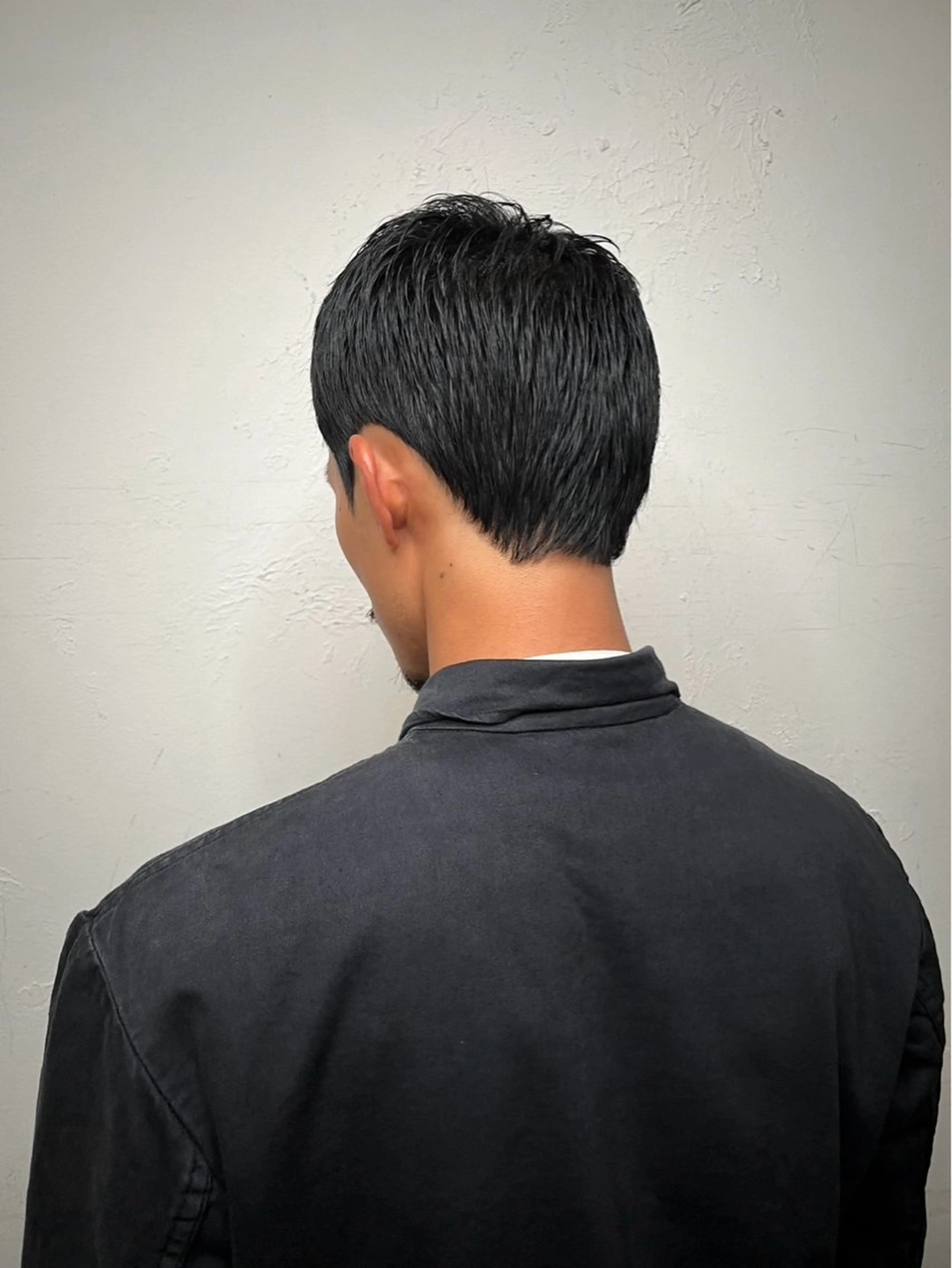 ショート メンズ センターパート ダウンパーマ フェードカット メンズハイライト メンズパーマ カット トリートメント 💈メンズ特化💈 TASUKUのヘアスタイル