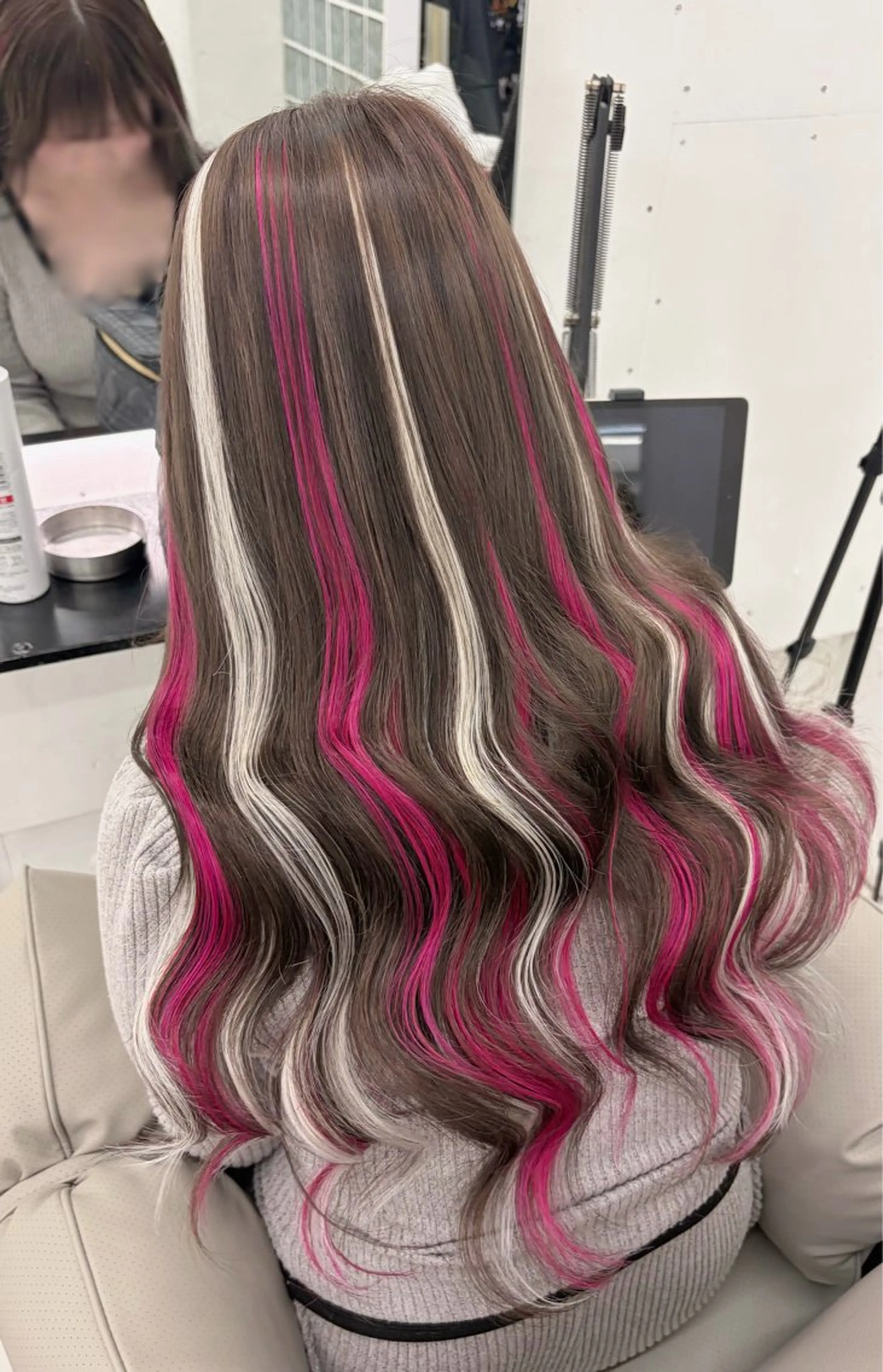 ロング エクステ 三尾 樺緒のヘアスタイル