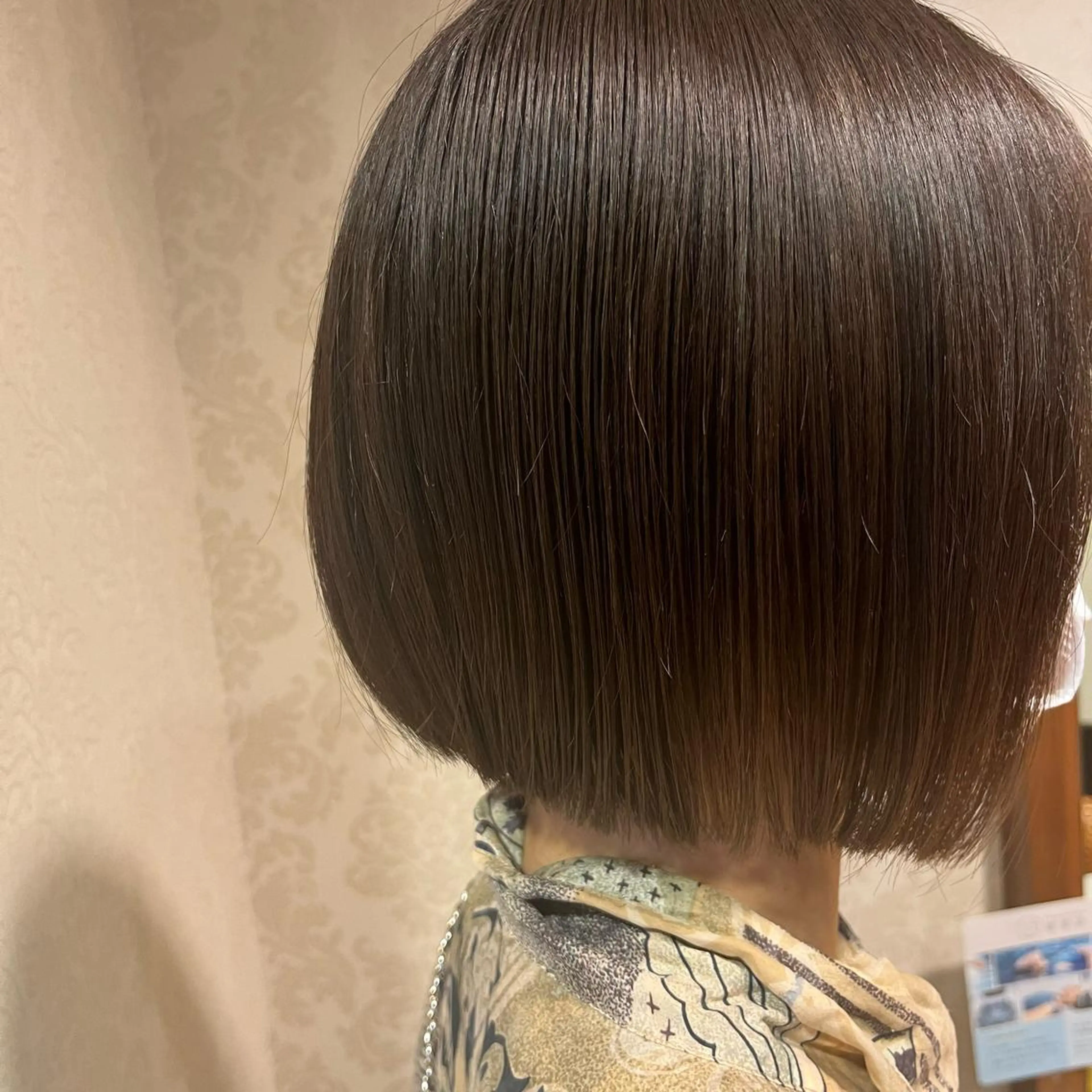 ショート よしだ しおりのヘアスタイル