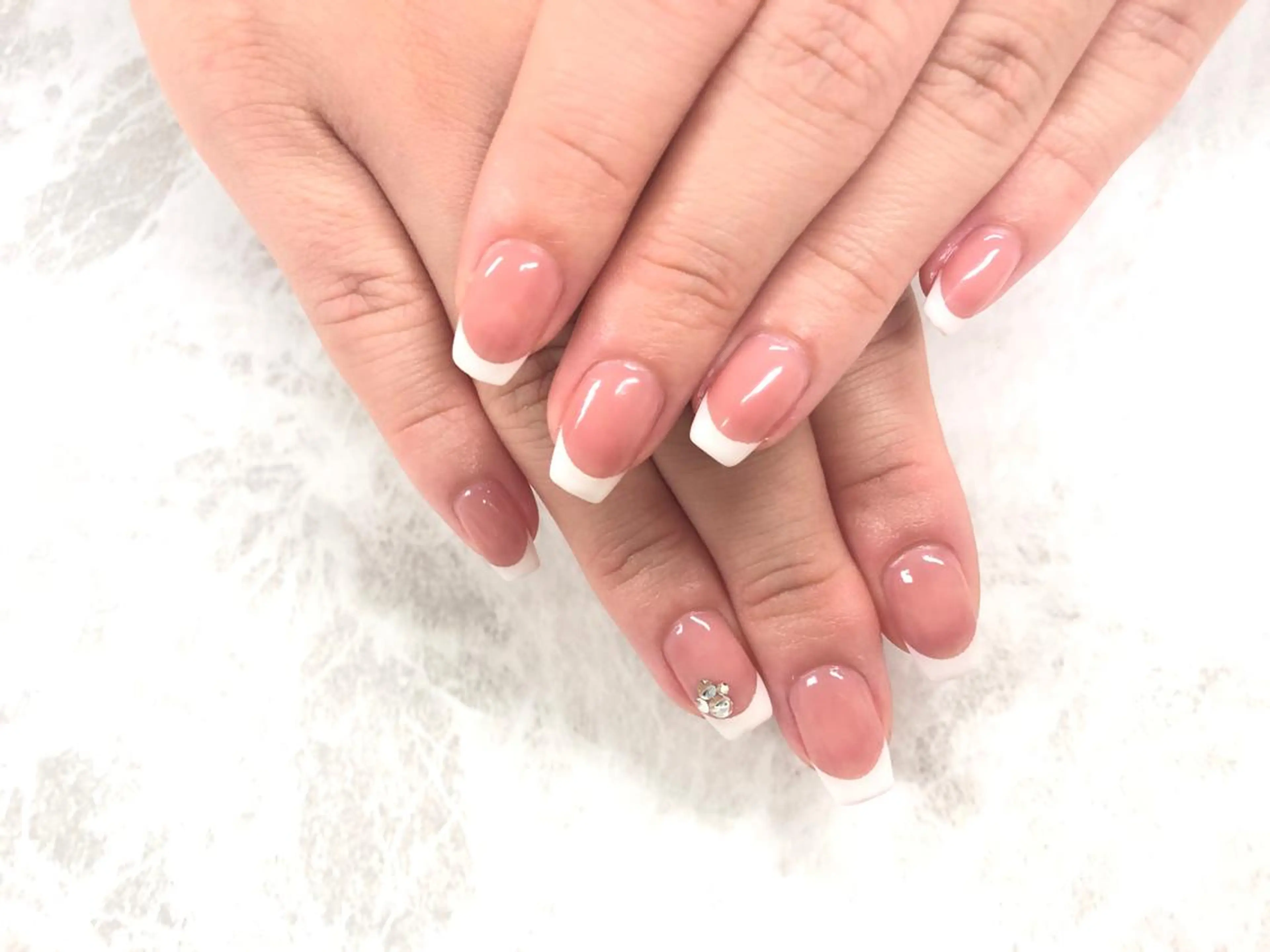 ネイル フレンチネイル ユリシスネイル 担当近藤のネイルデザイン