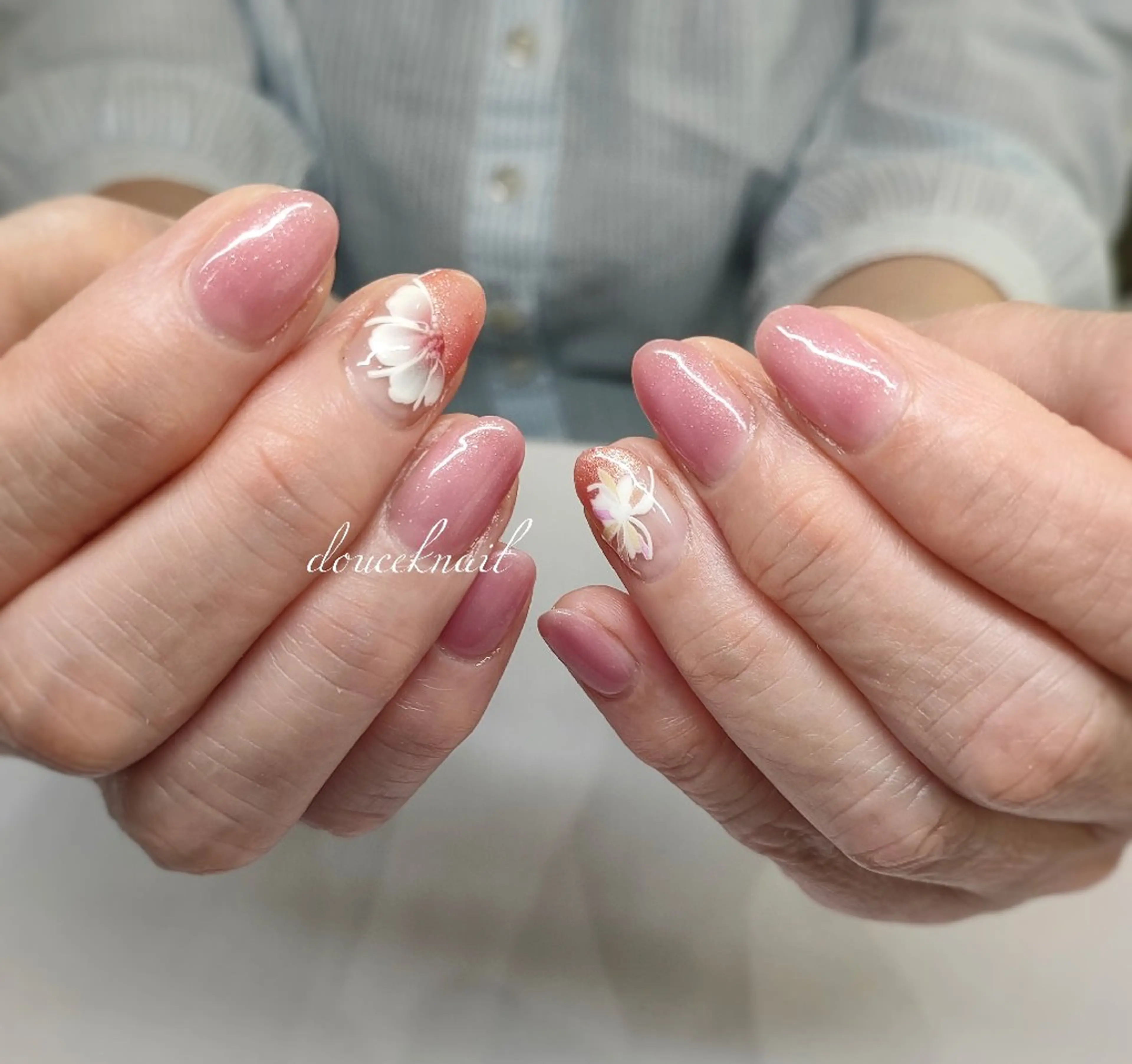 ネイル 本厚木南口 徒歩3分のネイルデザイン