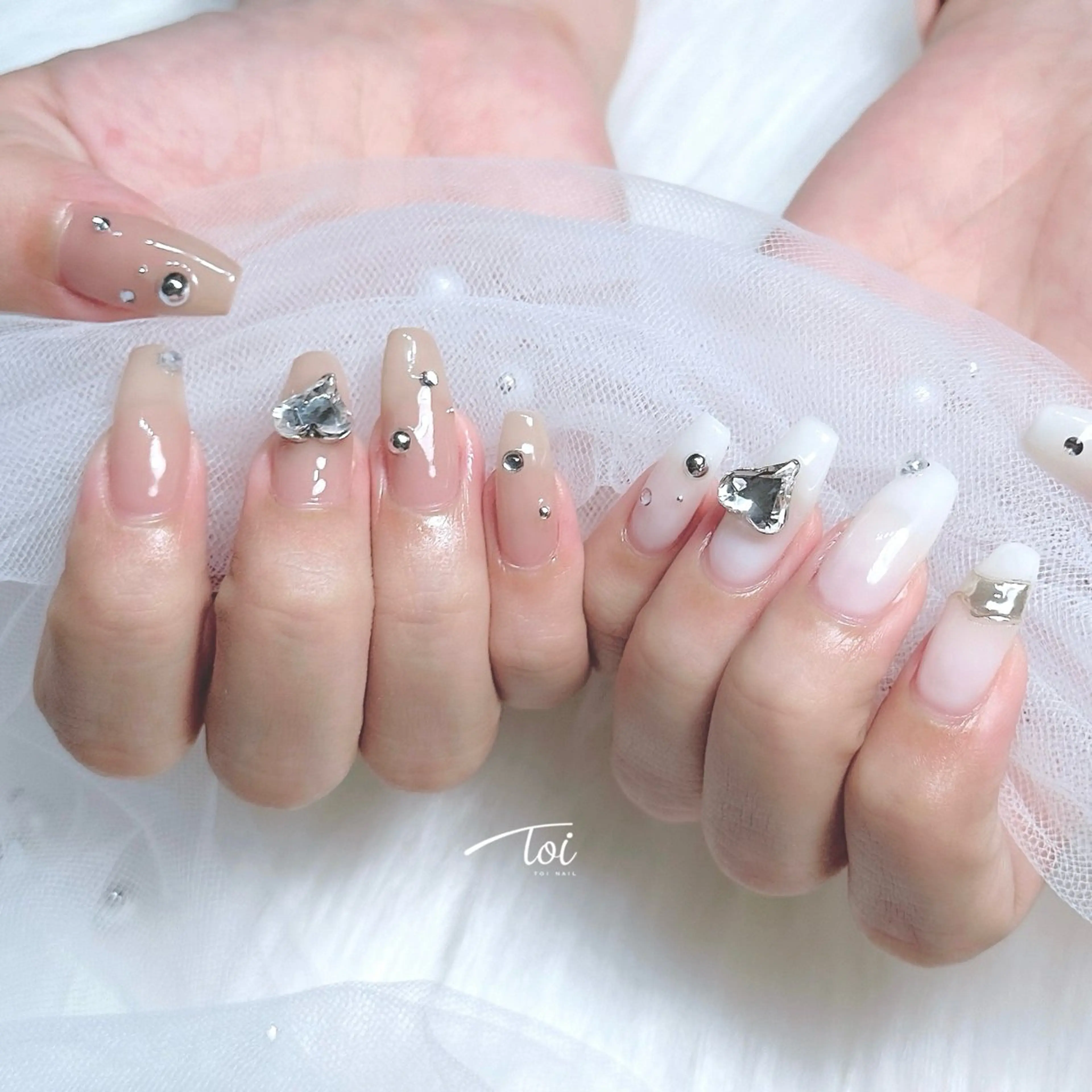 ネイル シルバー ハンドネイル toi nailのネイルデザイン