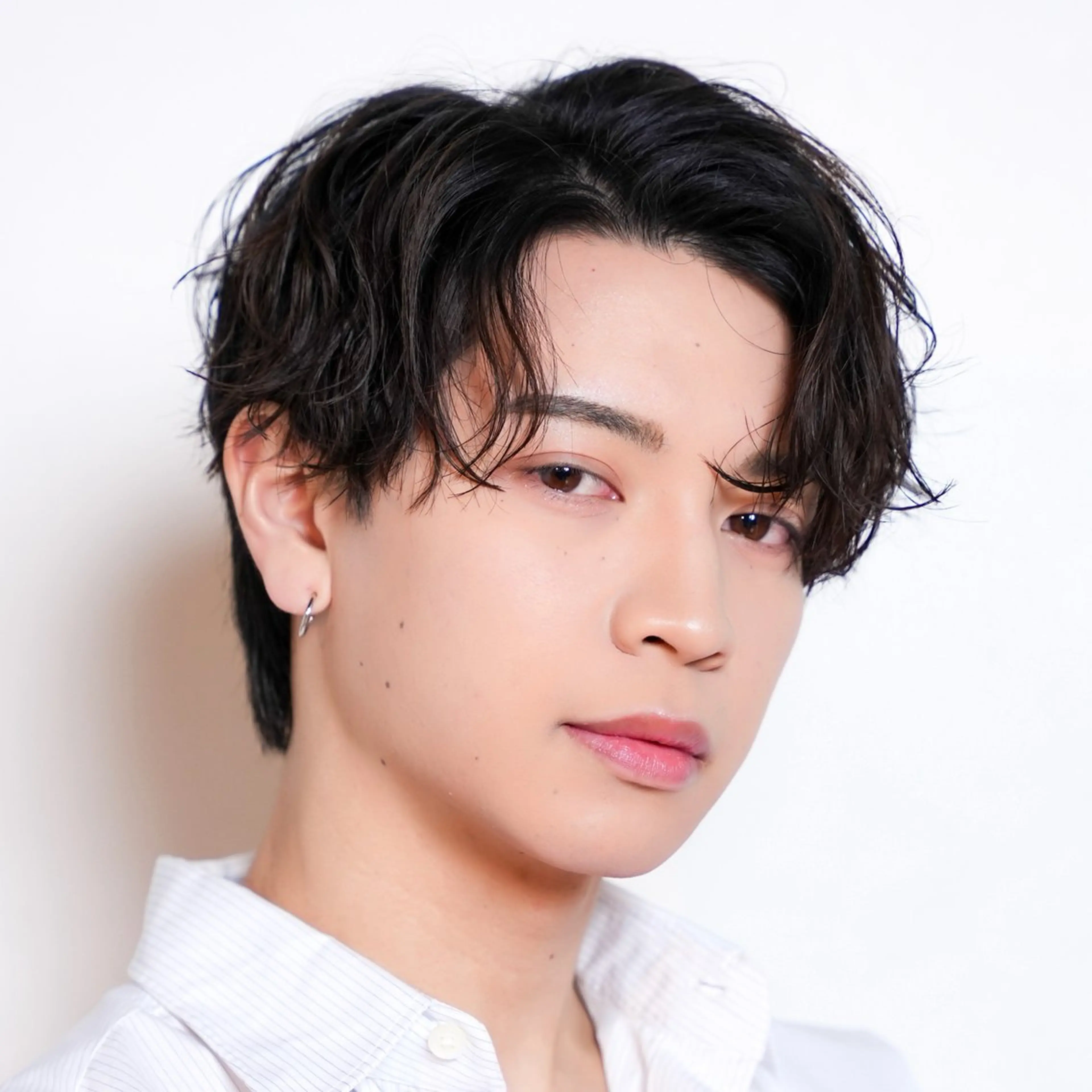 ミディアム カラー パーマ メンズ カット パーマ 🔥メンズ🔥かっこ いいが正義！代表柿崎のヘアスタイル