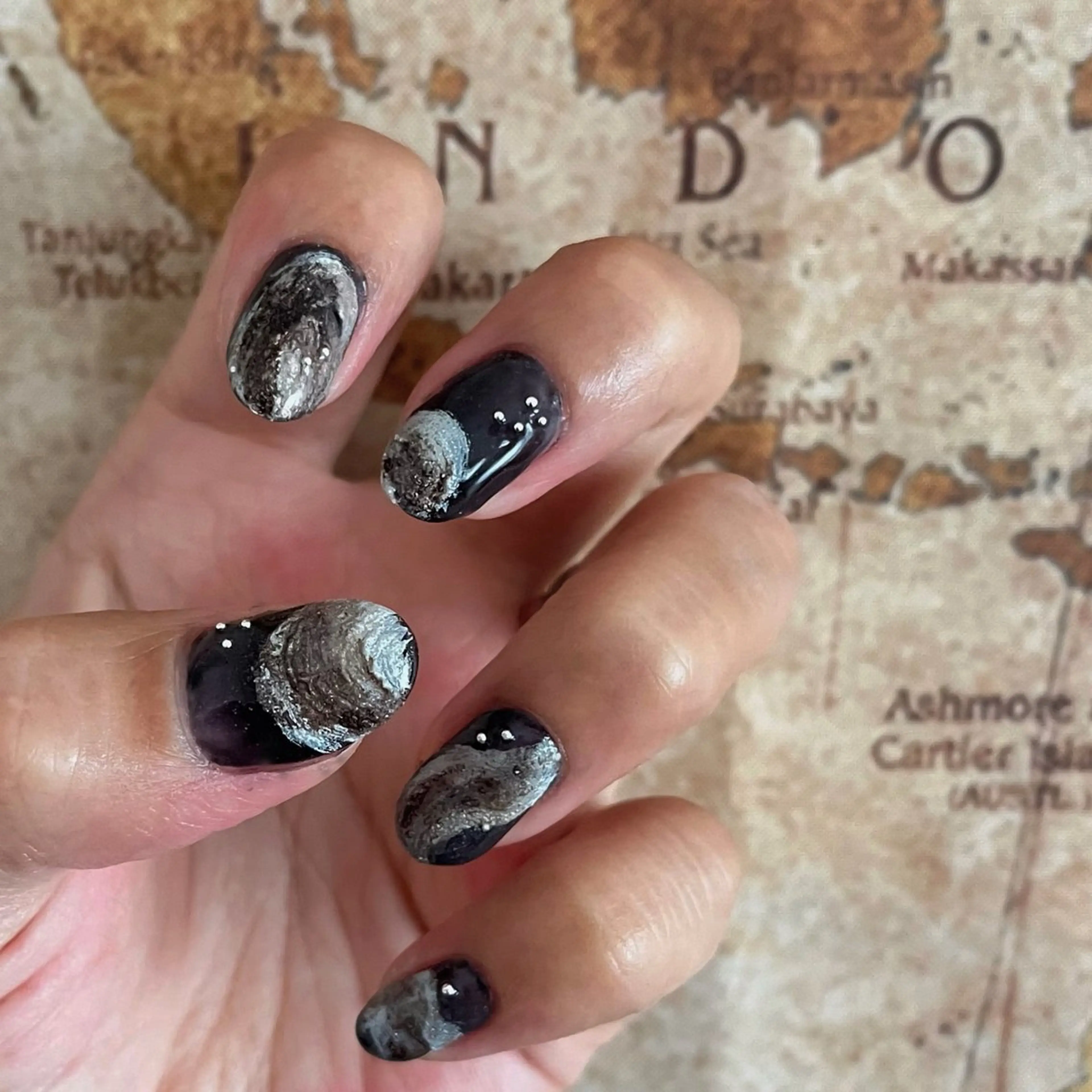 ネイル shiki_nail 🪐のネイルデザイン