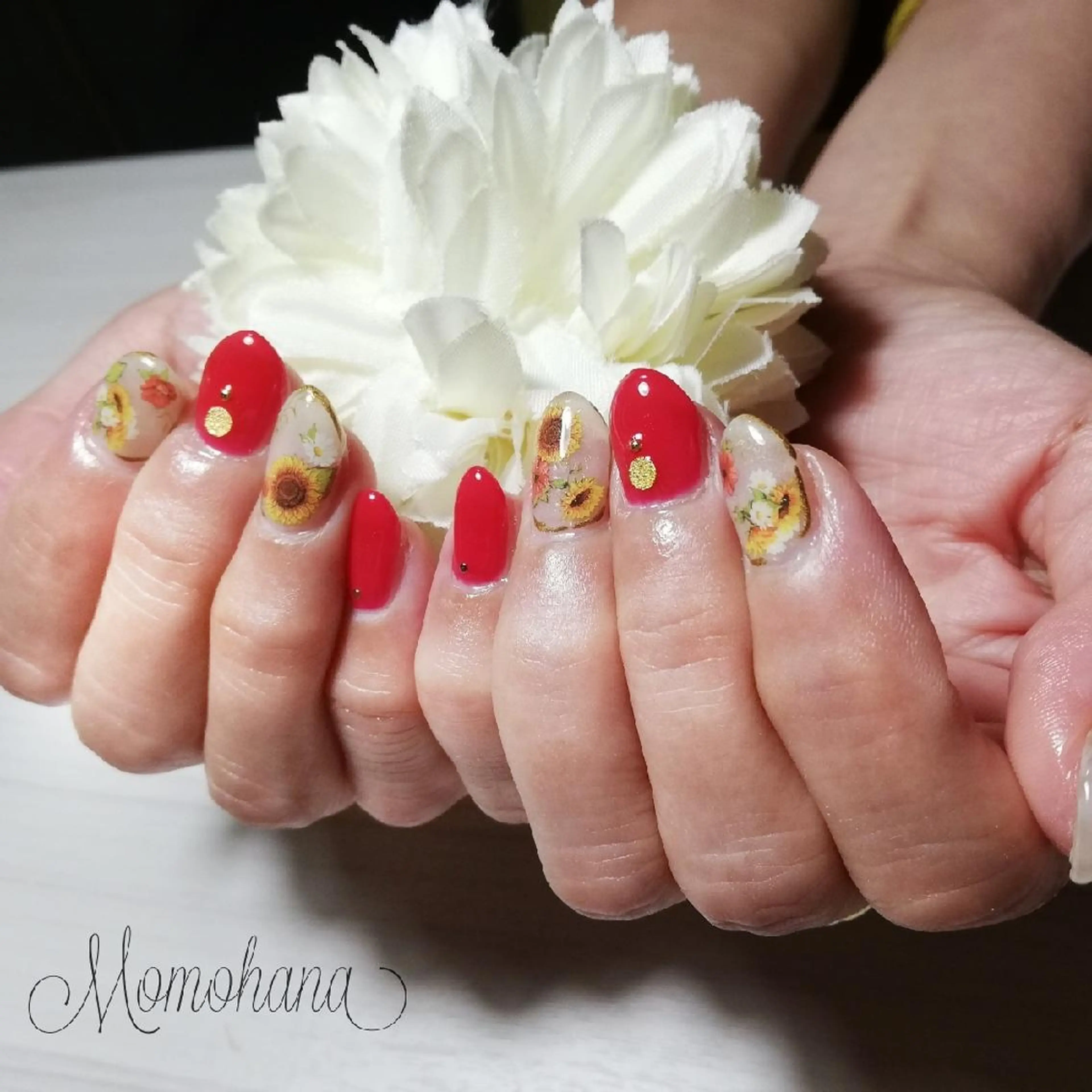 ネイル momohana  のネイルデザイン