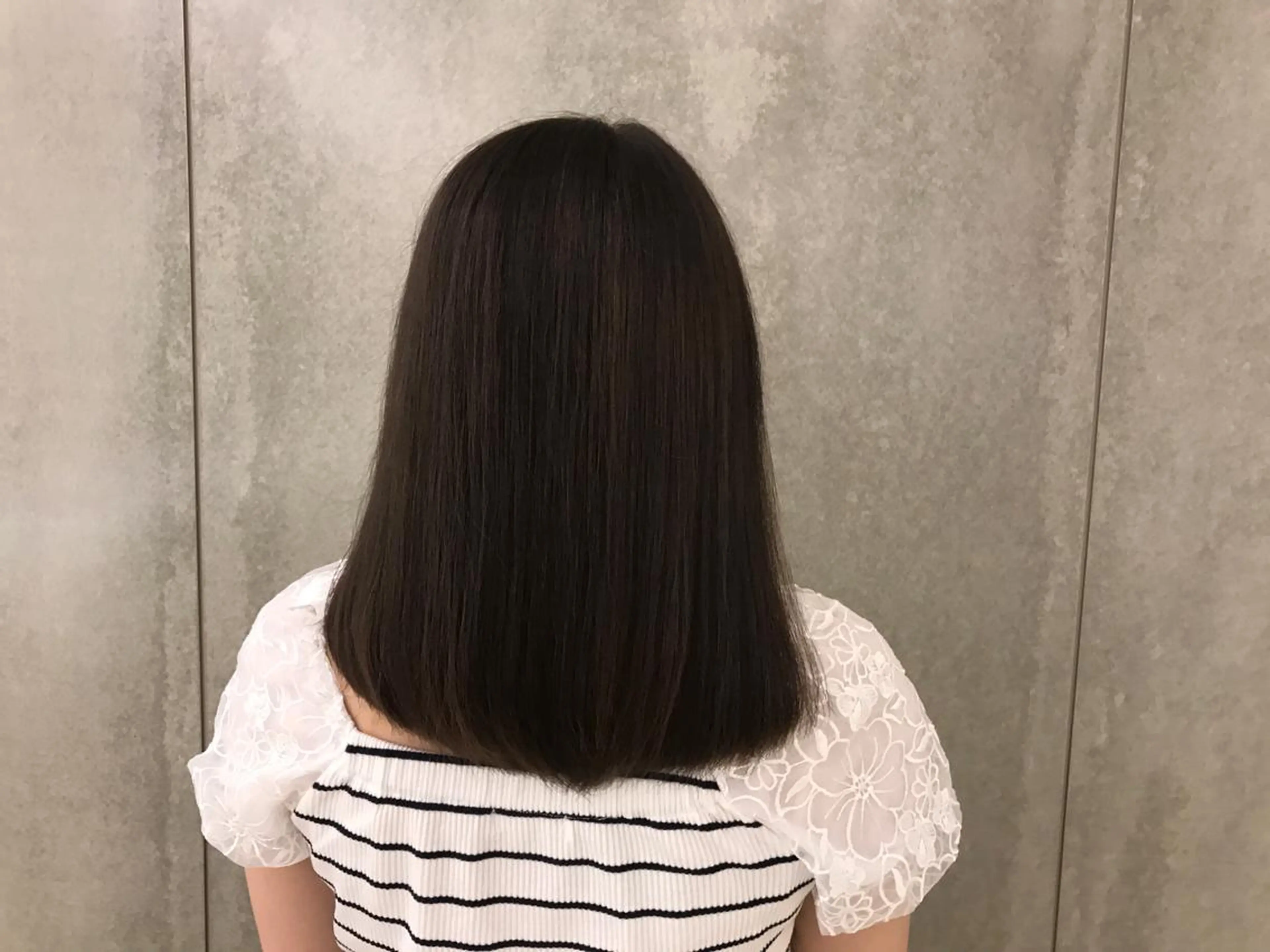 ミディアム カラー ハイライトカラー 外国人風カラー ハイライト ショート/脱白髪染め ☆宇﨑悠実のヘアスタイル