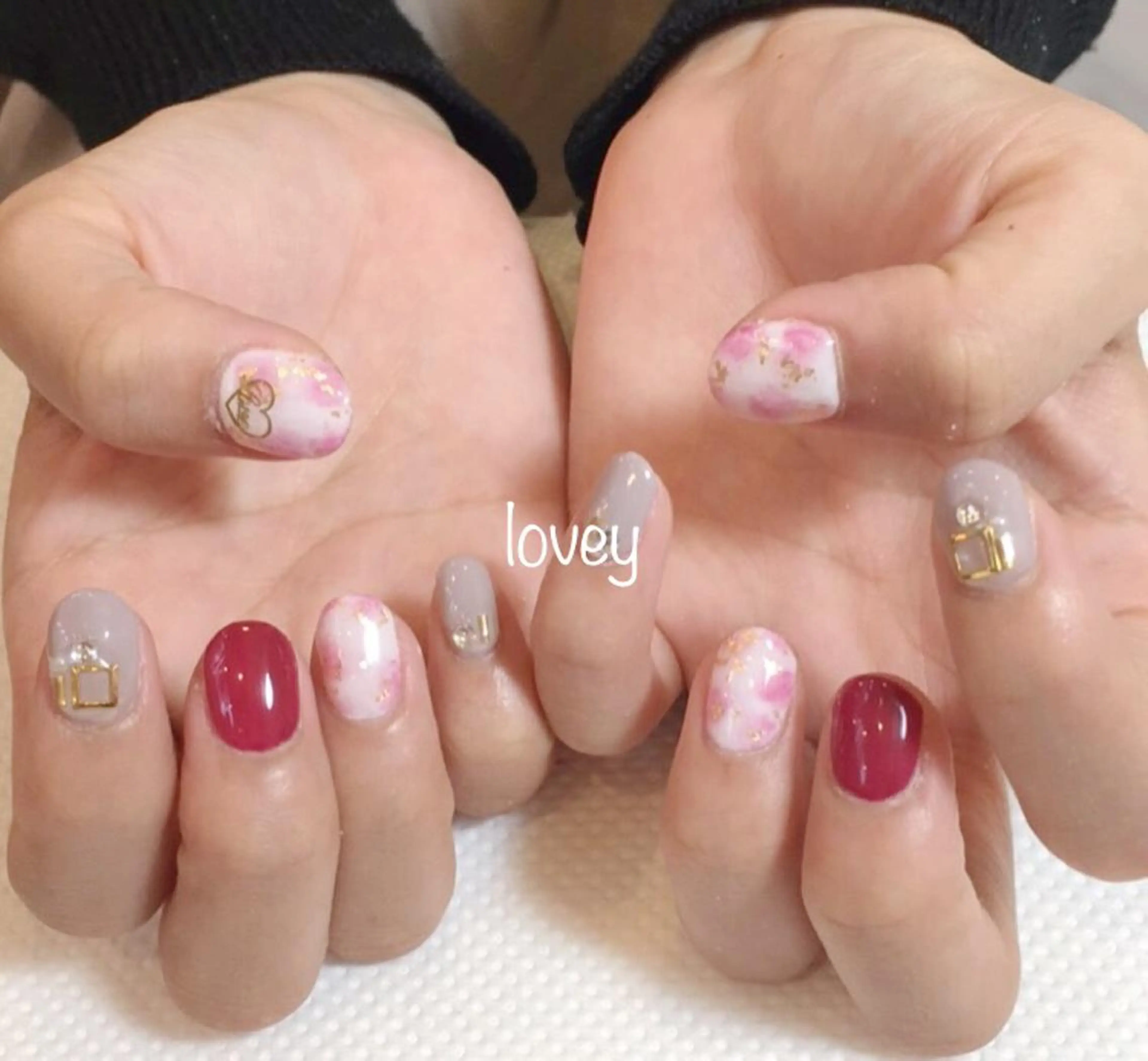 ネイル プライベートサロン loveyのネイルデザイン