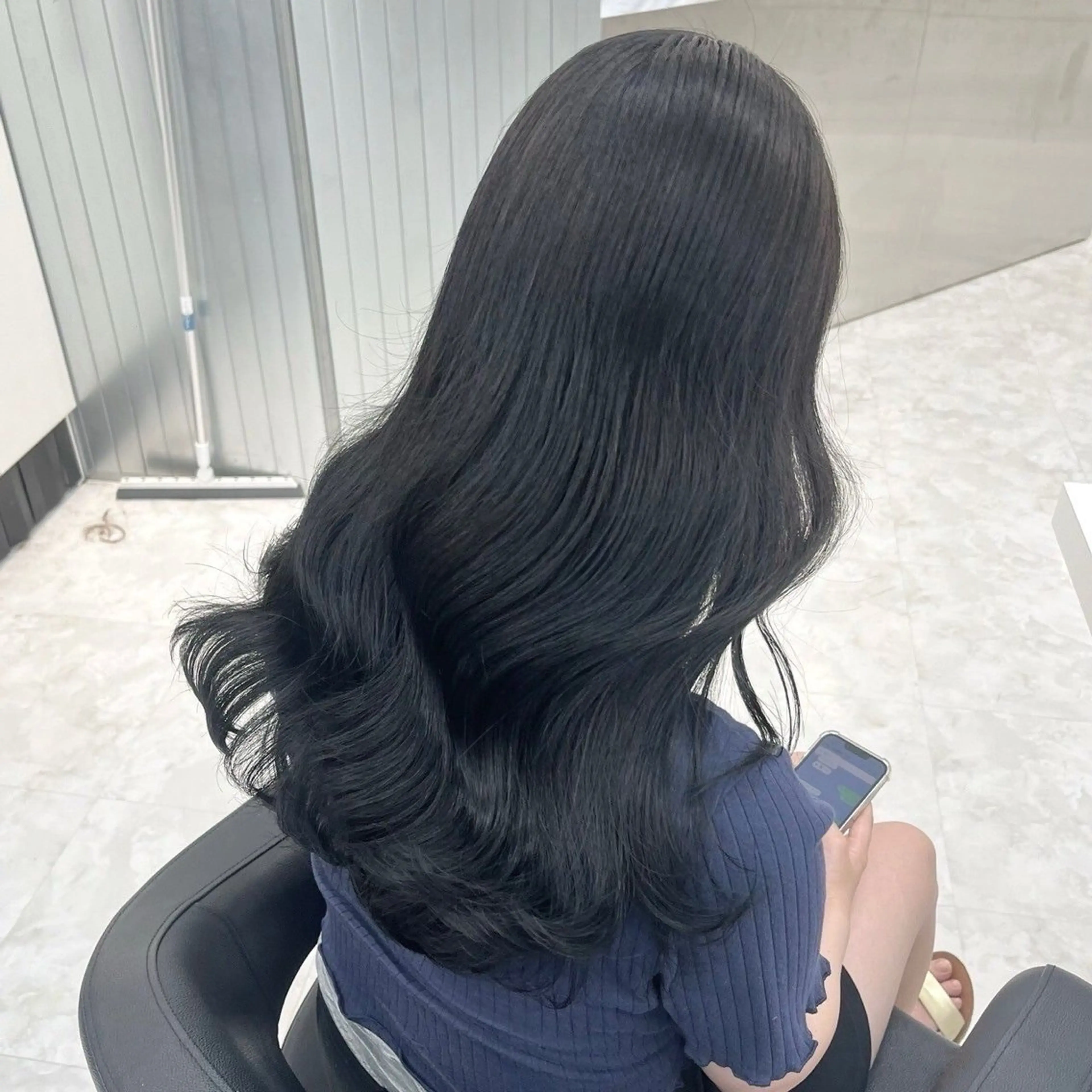 セミロング カラー ヘアアレンジ ヘアカラー 🎀RIN🎀 就活🩶暗髪カラーのヘアスタイル