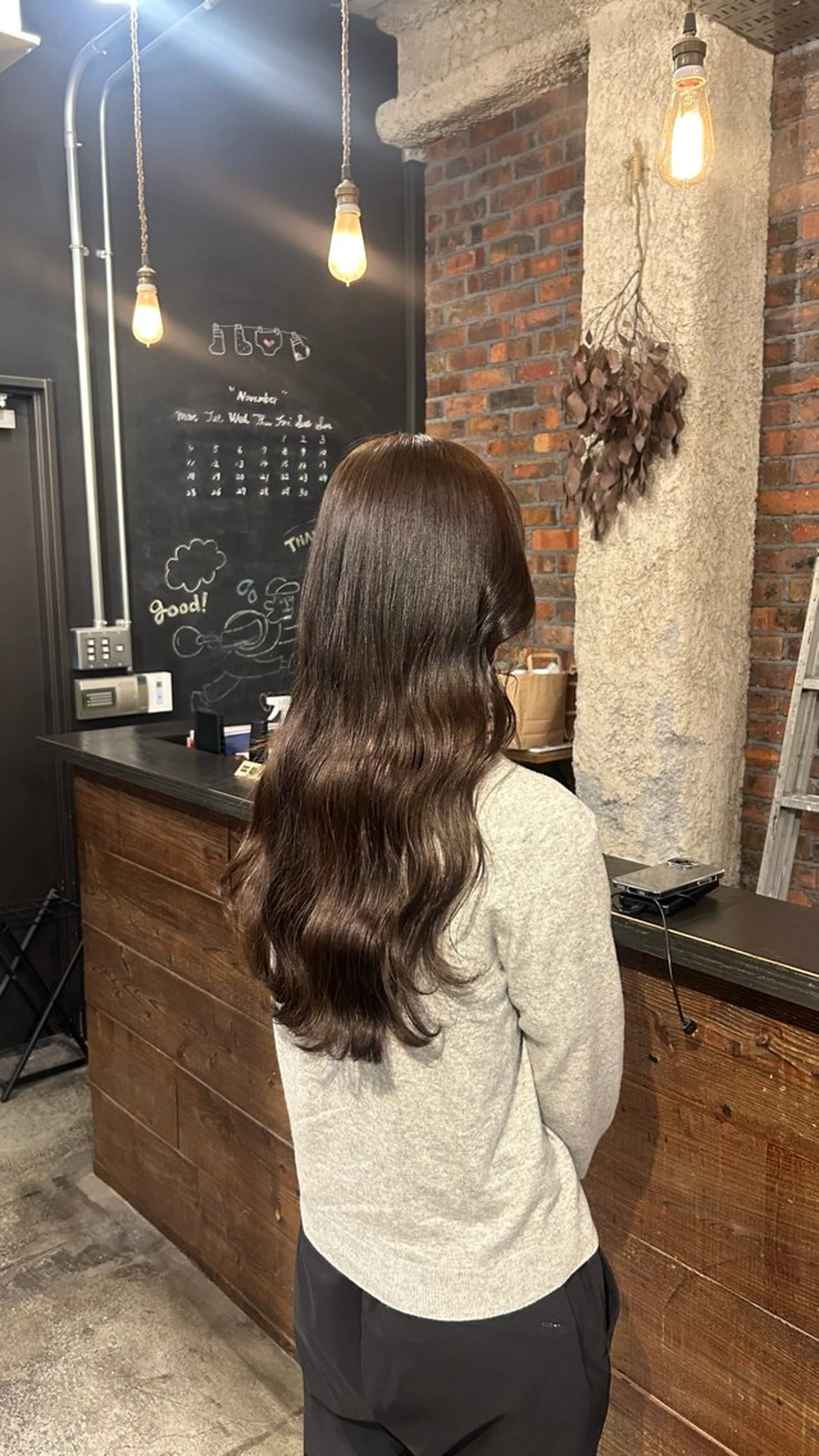 カラー ブリーチ ブラウンカラー ブリーチなしカラー オリーブブラウン the BRIDGE マナ🎀のヘアスタイル