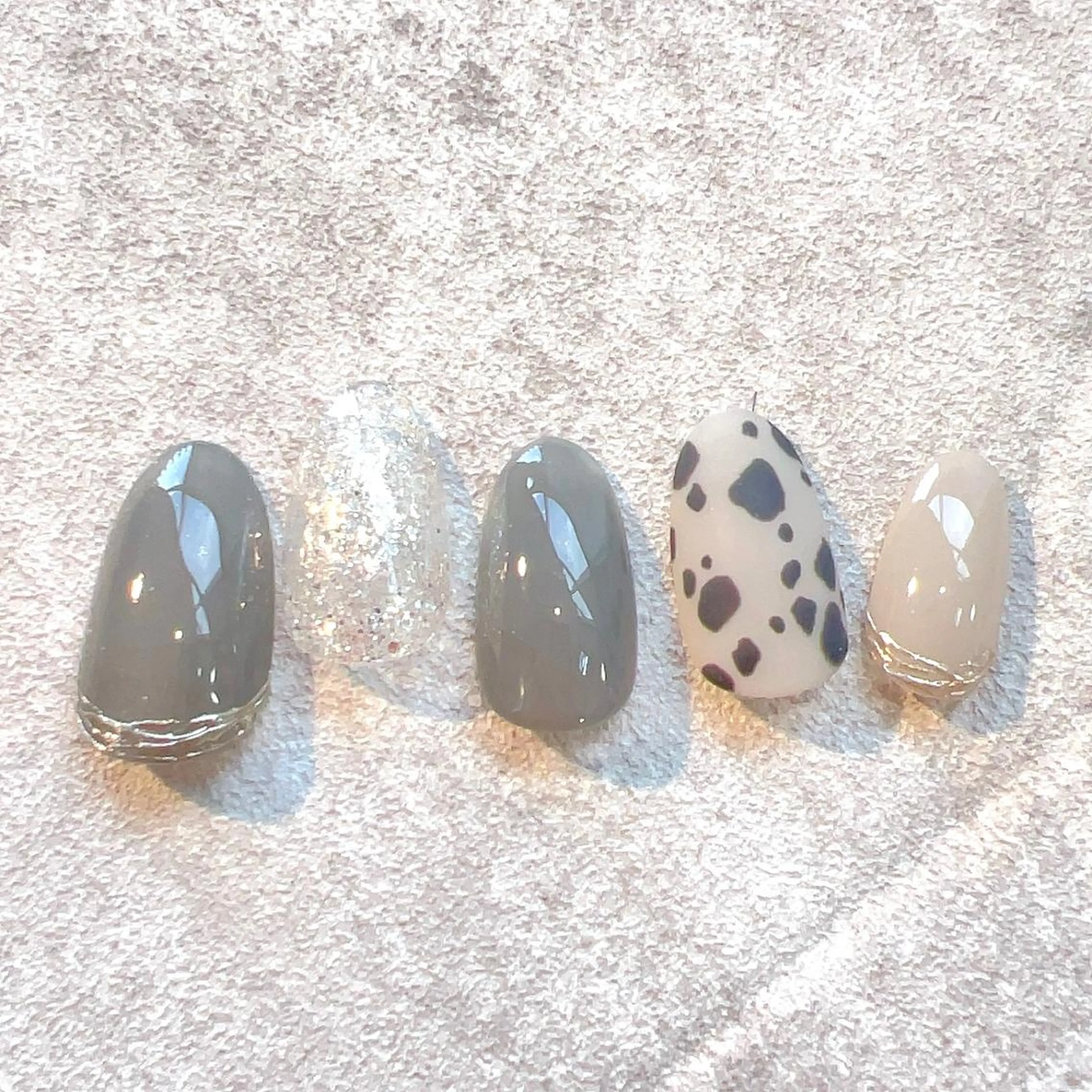 ネイル Momoka 𓅿𖤣𖥧のネイルデザイン