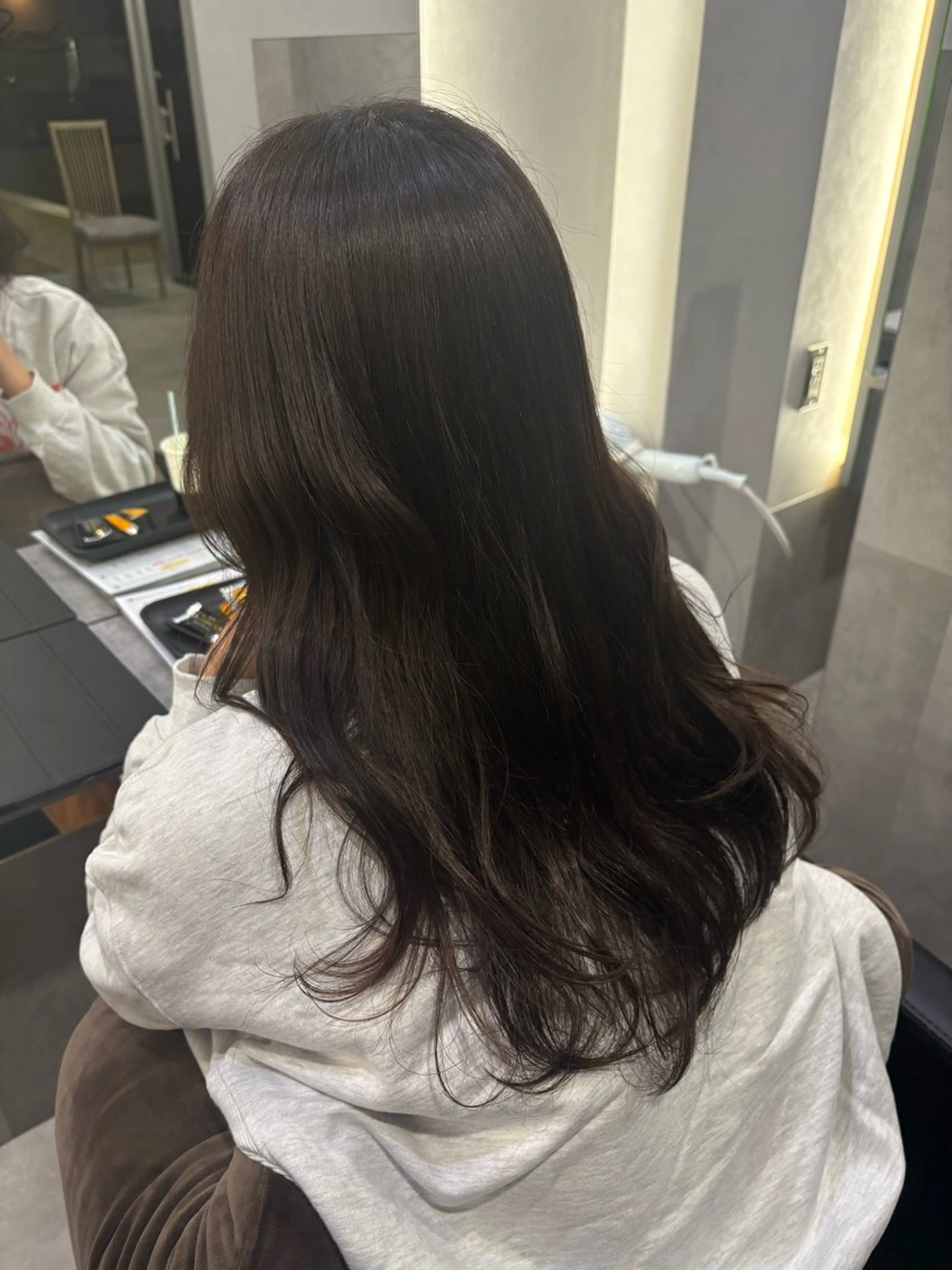 カラー 野嶋 綾乃のヘアスタイル