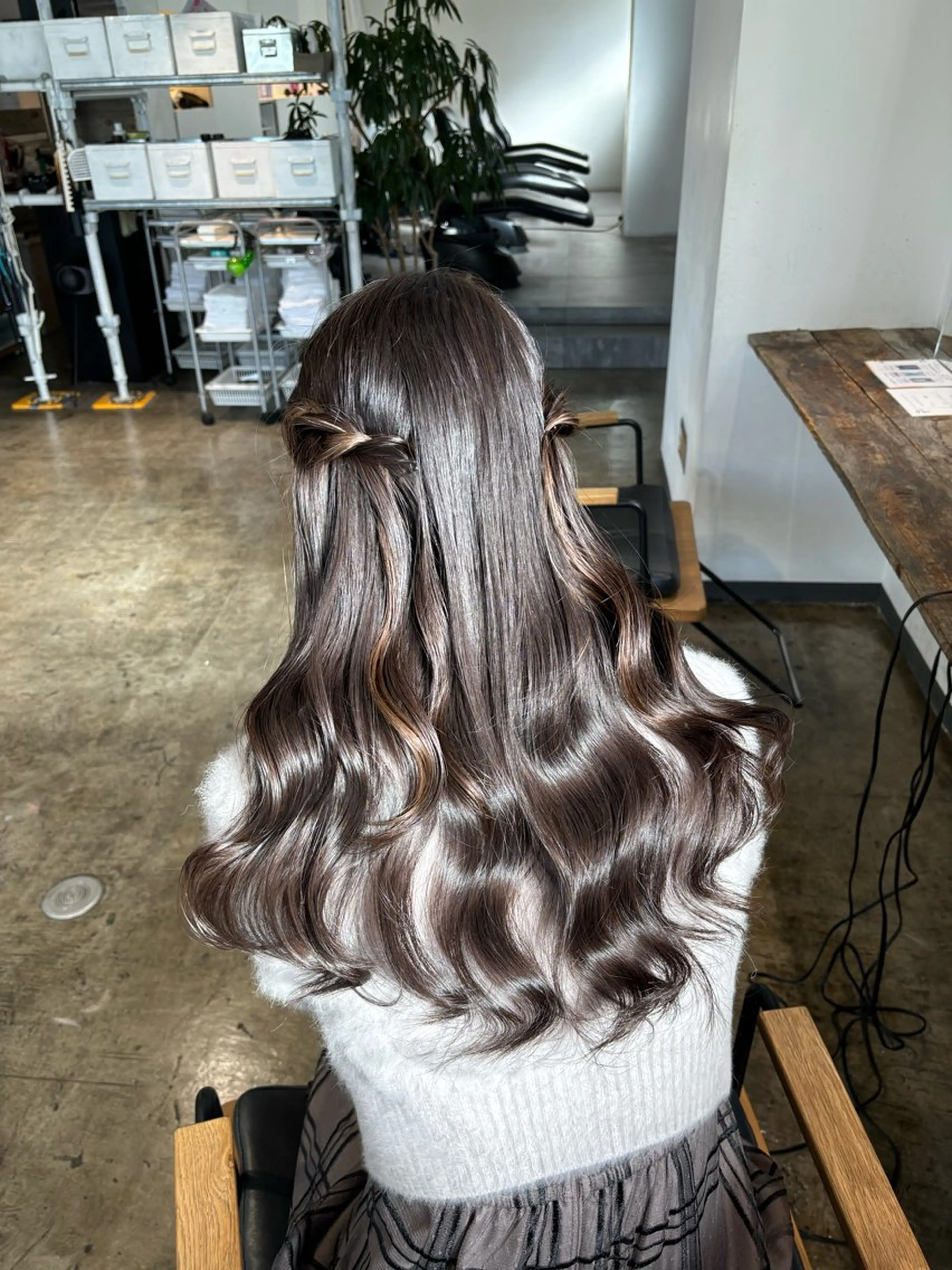 ロング 💫miyu💫デザ インカラー/アレンジのヘアスタイル