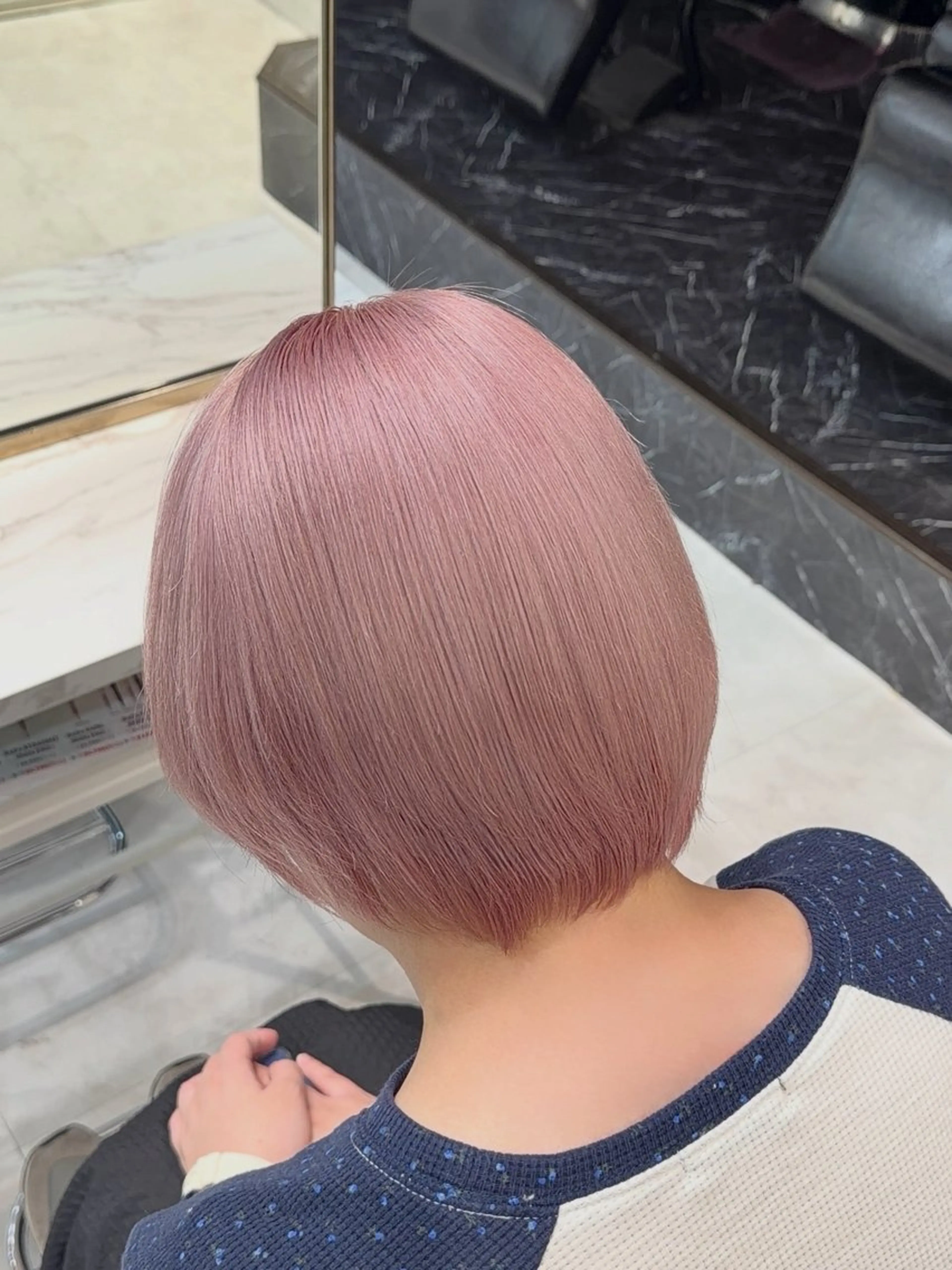 カラー 【🦋ハイトーンリタ ッチ🦋】ENAのヘアスタイル