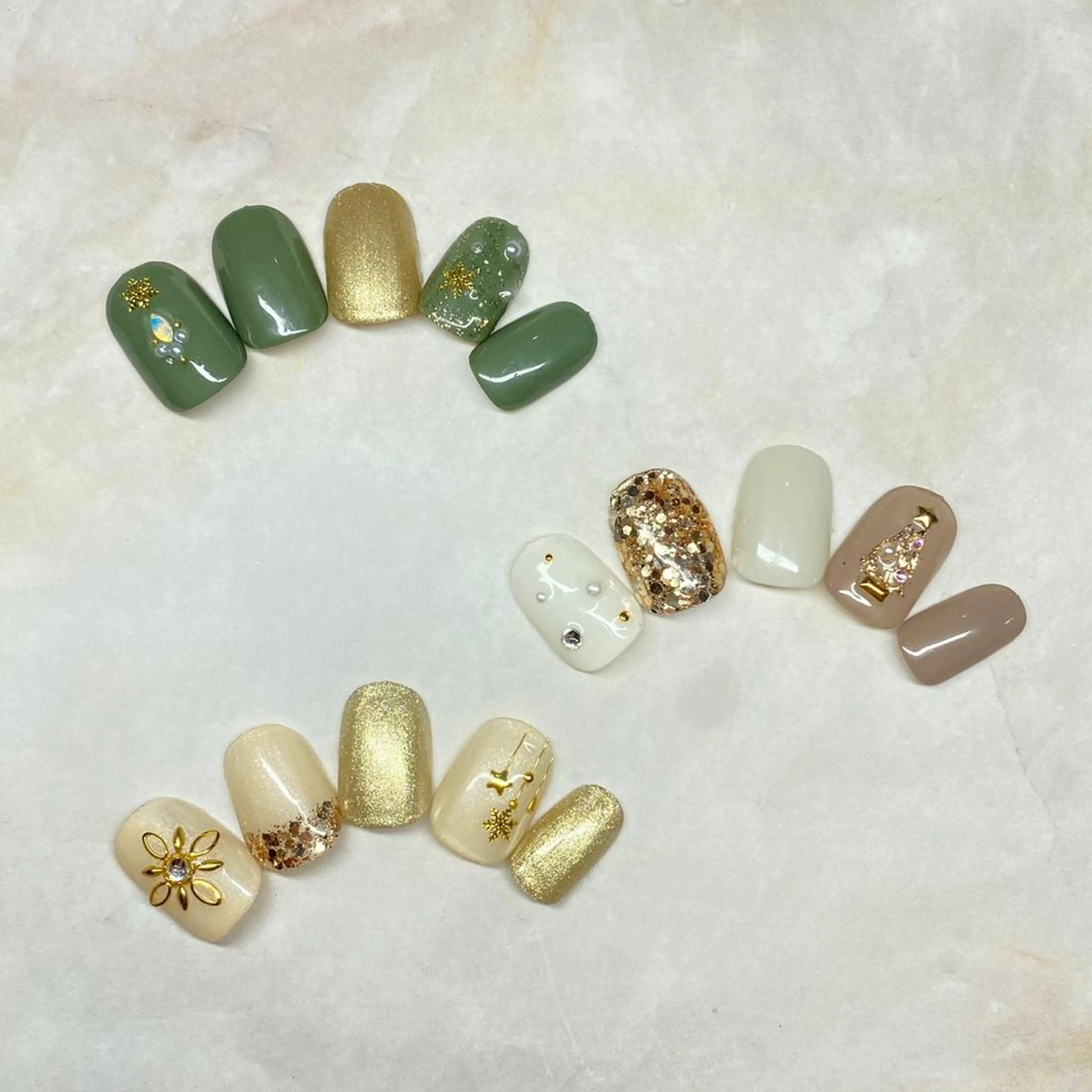 ネイル 冬ネイル クリスマス ハンドネイル Nail&eye Belire 新宿のネイルデザイン