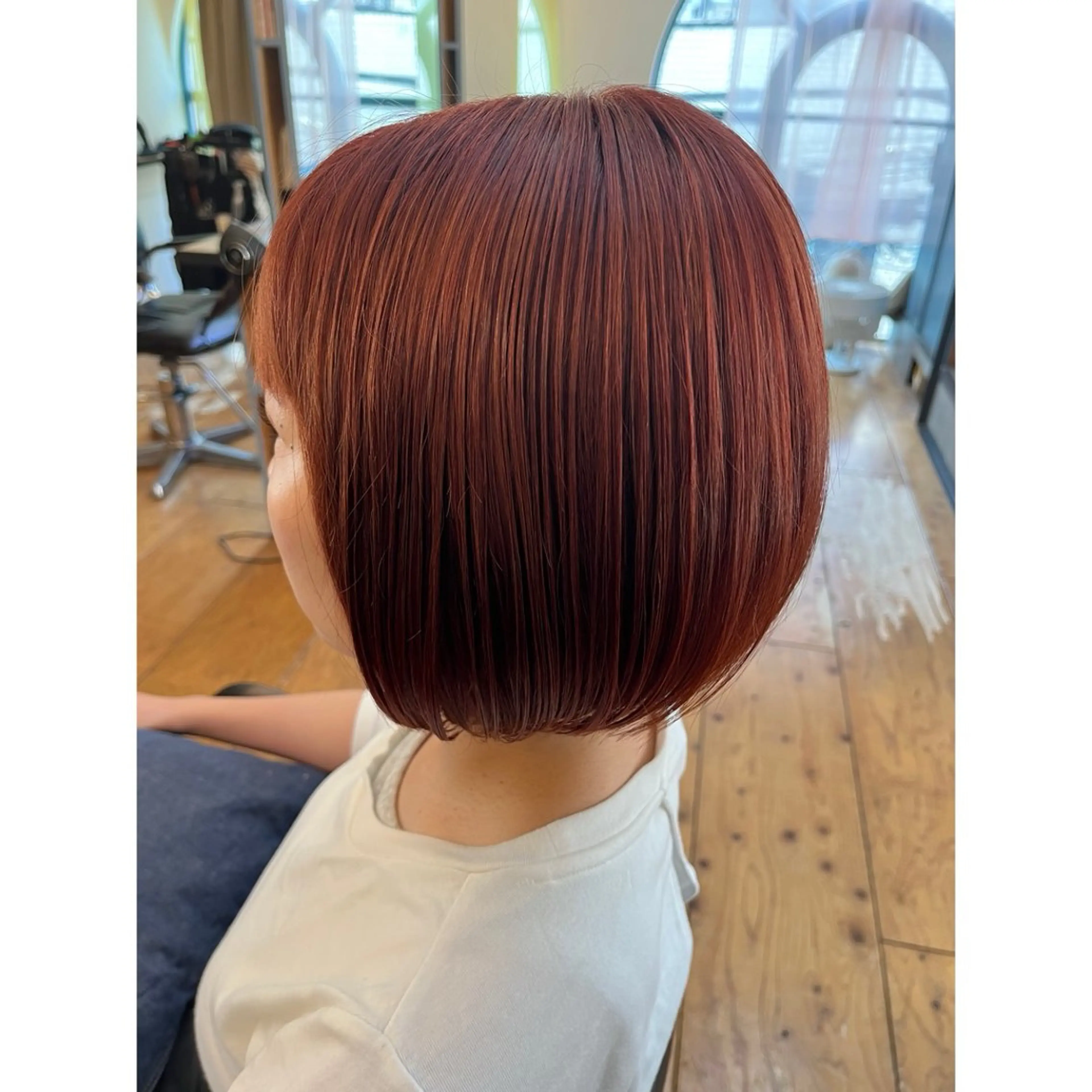 ショート カラー ブリーチ ケアブリーチ ボブ ヘアカラー Lagom なかだのヘアスタイル