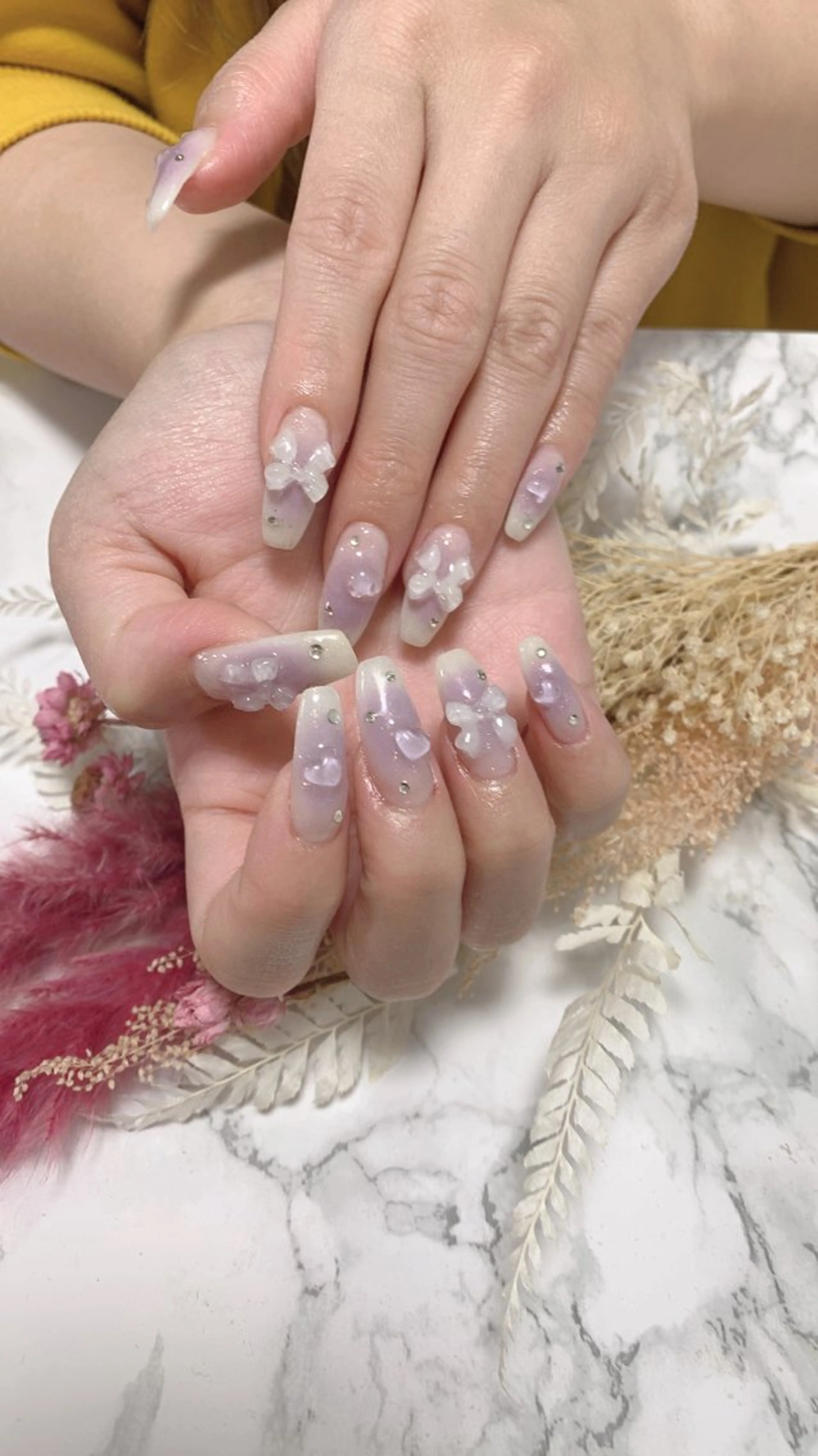 ネイル ハンドネイル はな💎ネイル ワンホン、長さ出しのネイルデザイン