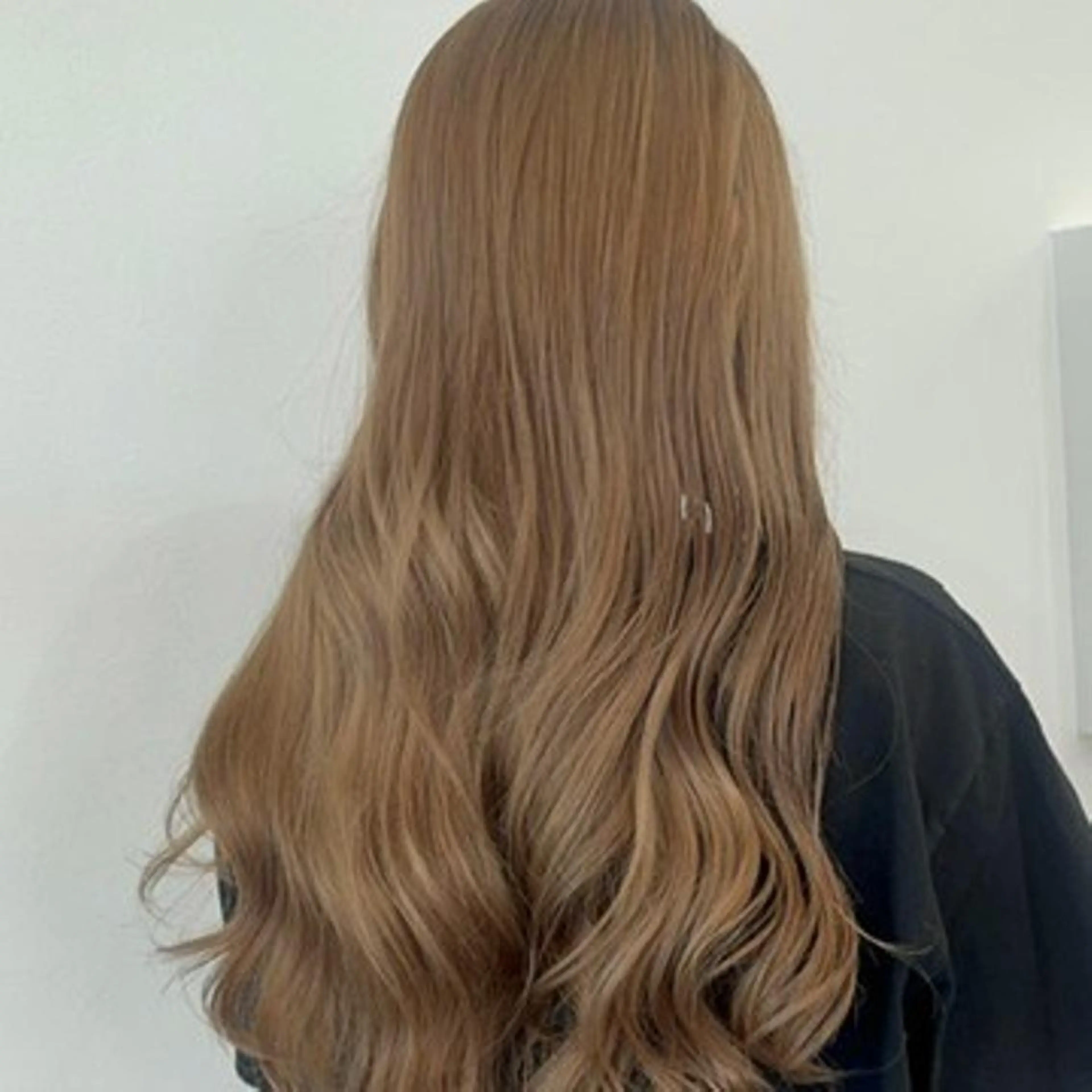 ロング カット ヘアカラー トリートメント ヘアテラス エムナラテンのヘアスタイル