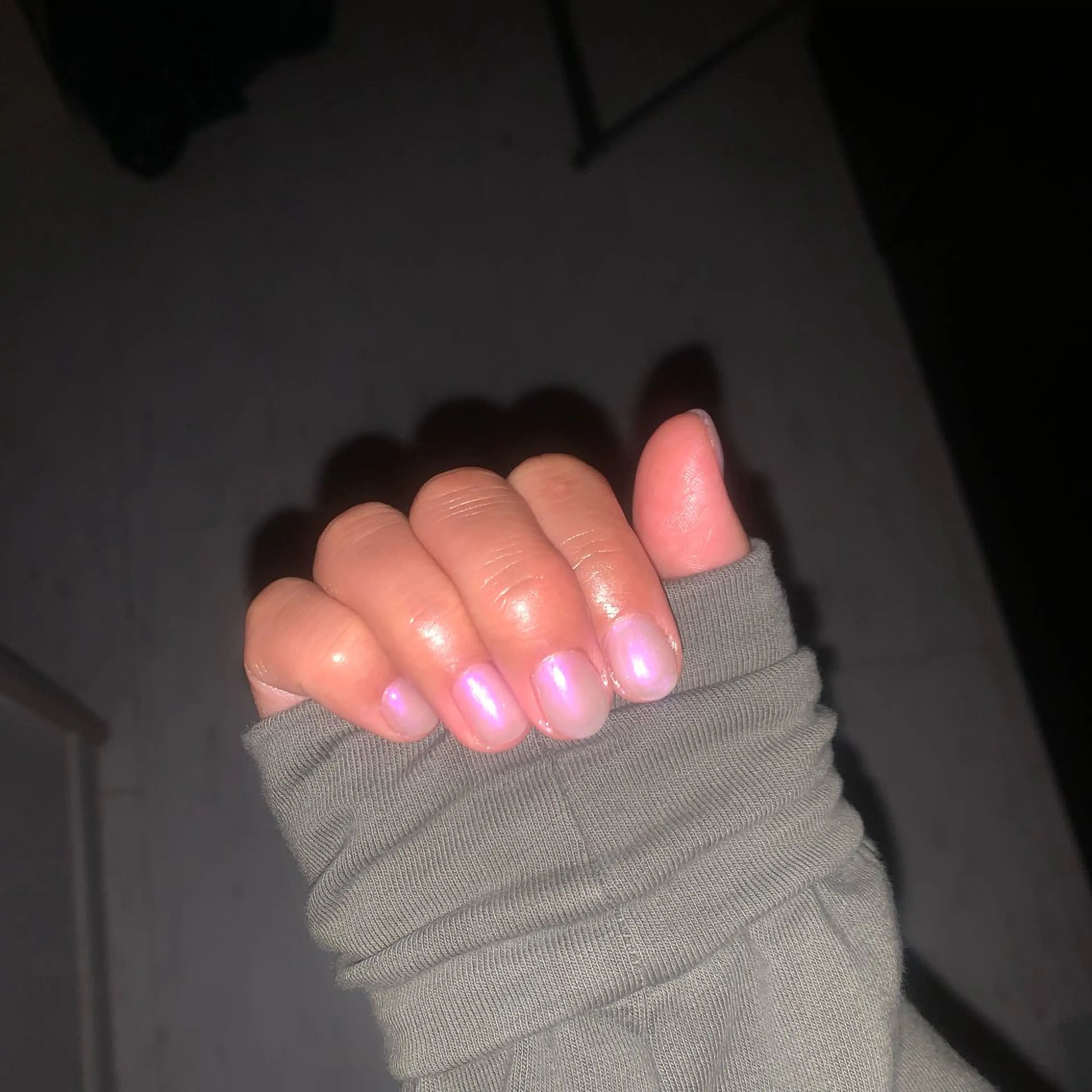 ネイル オーロラネイル フットネイル オフィスネイル ワンカラーネイル ショートネイル ハンドネイル 💌TO:ME トゥーミーネイル🌿のネイルデザイン