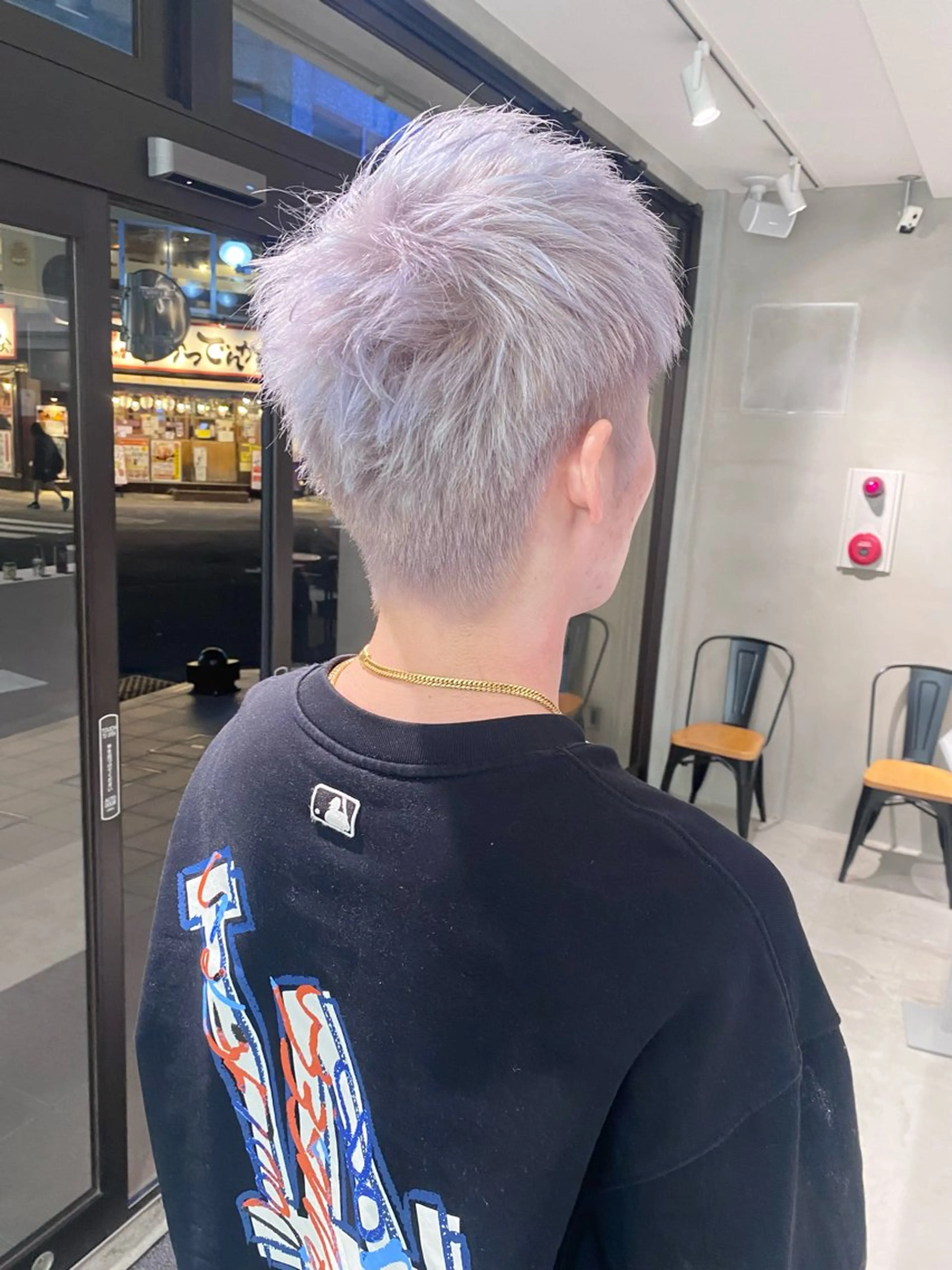 カラー wool TOKYO けいご[ブリーチ]のヘアスタイル