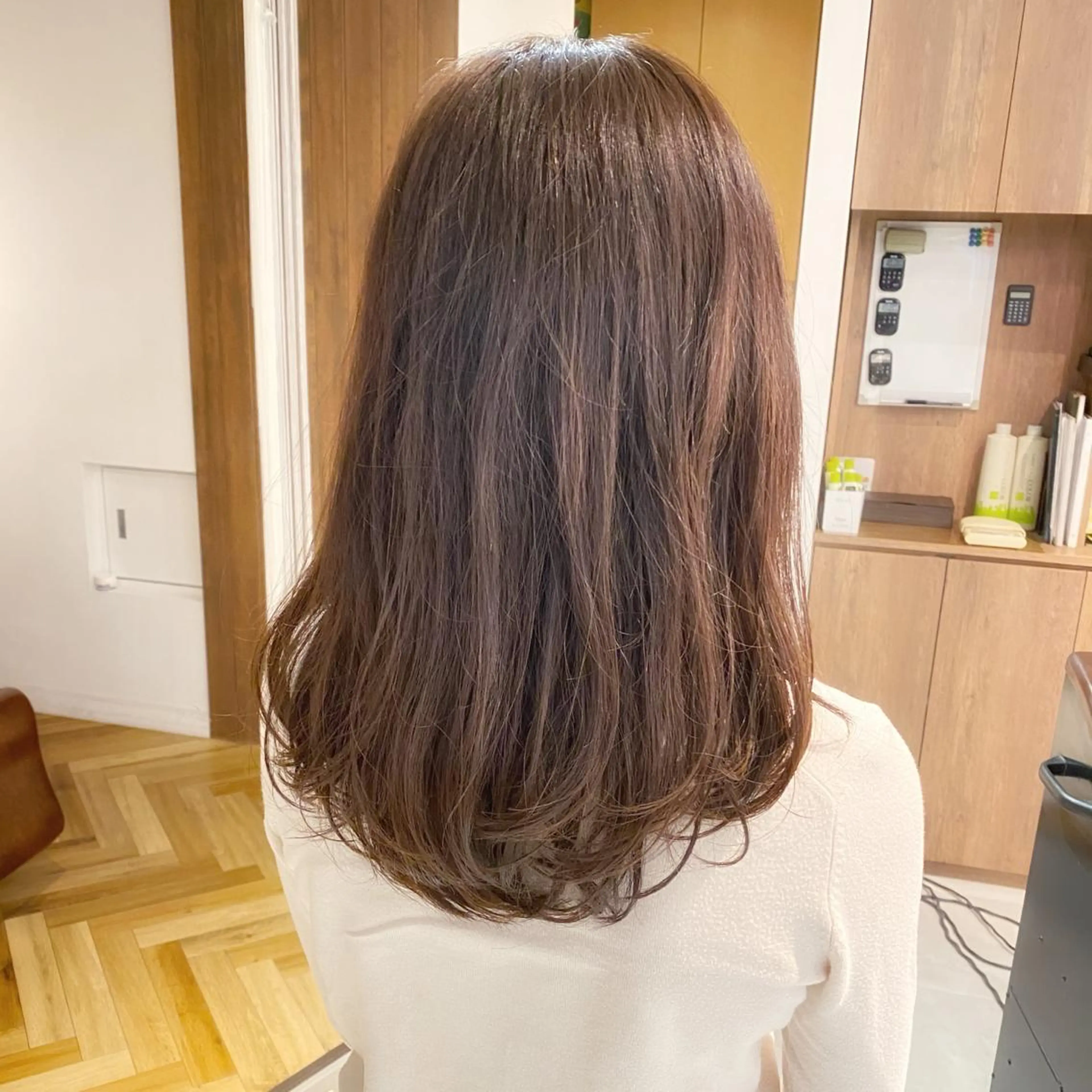 セミロング ヘアアレンジ レイヤーカット 髪質改善特化 安東駿介のヘアスタイル