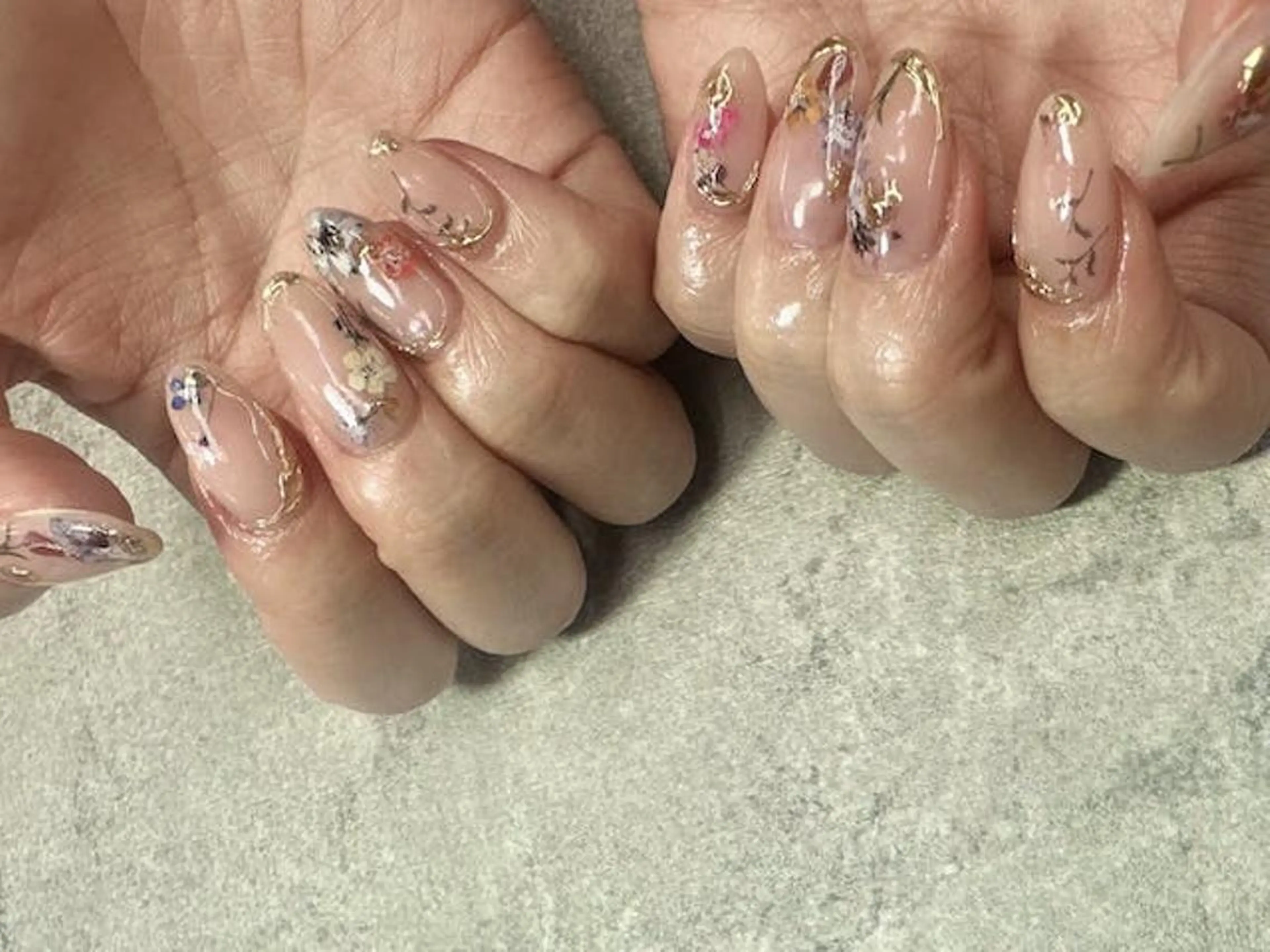 ネイル フットネイル フレンチネイル ジェルネイル ガラスフレンチ グラデーション ハンドネイル ハンドケア FASTNAIL PLUS 新宿店のネイルデザイン