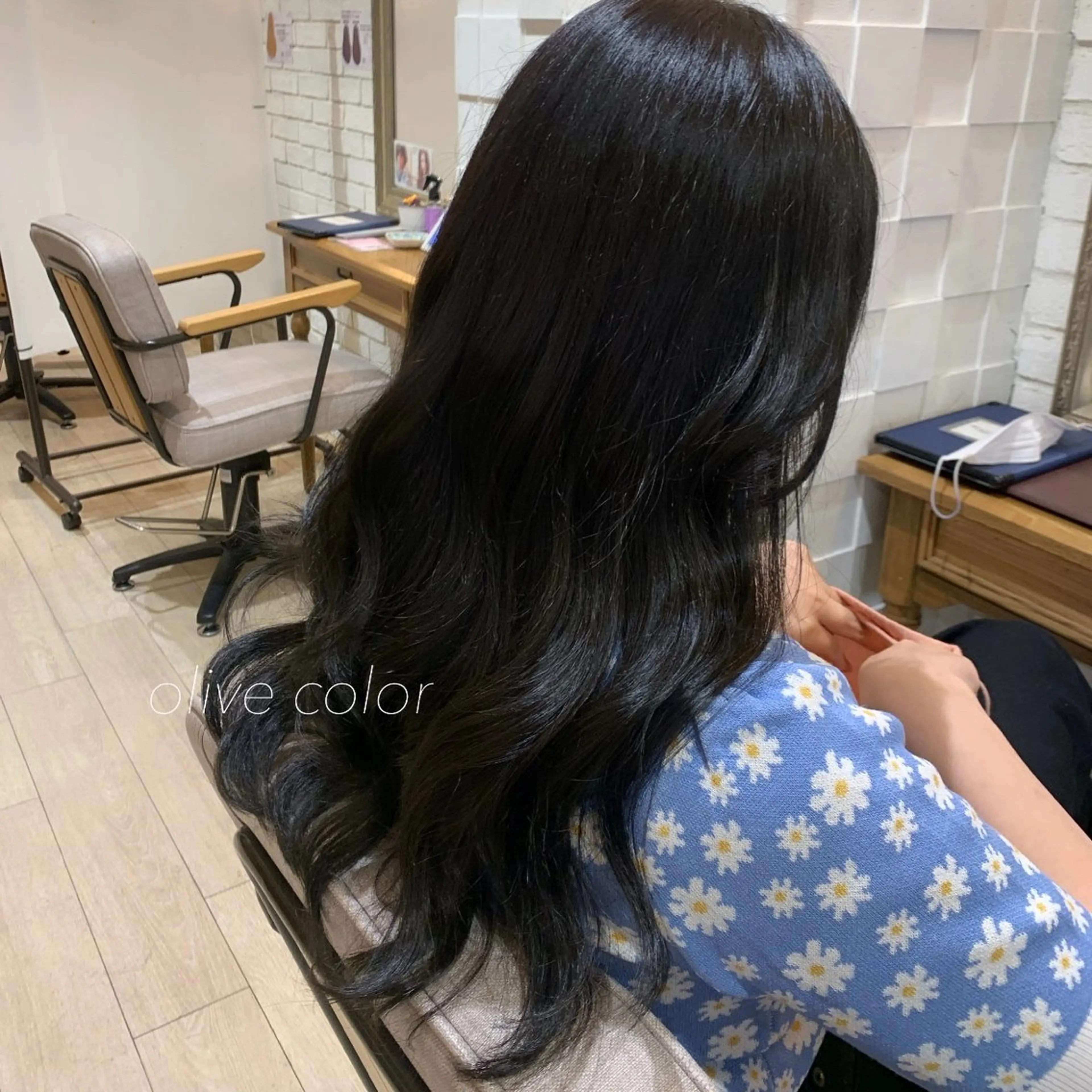 ロング カラー ヘアアレンジ オリーブカラー 似合わせカット得意 💛RENA💛のヘアスタイル