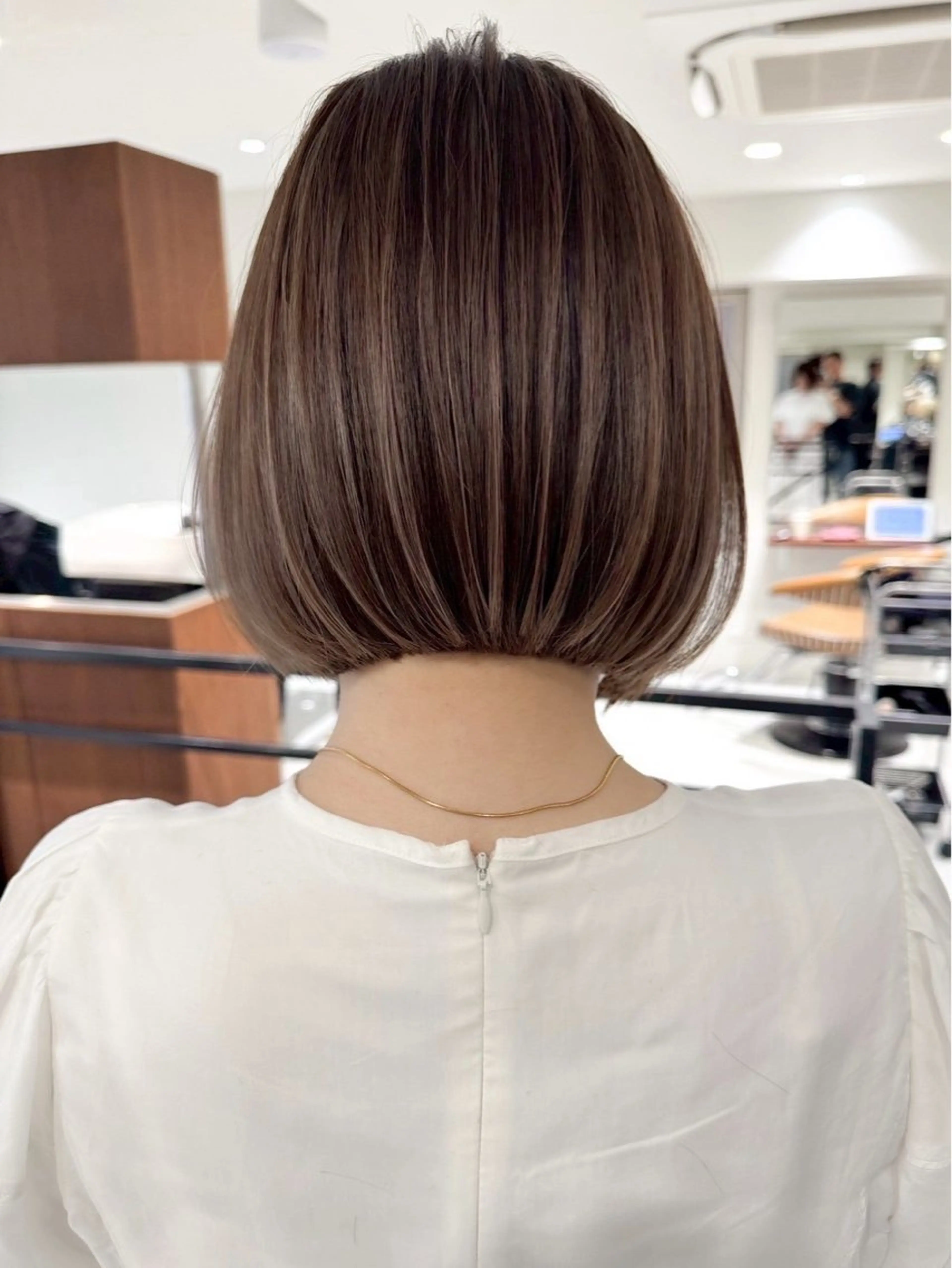 ショート カラー ヘアアレンジ レイヤーカット/ボブ 似合わせ/透明感カラのヘアスタイル