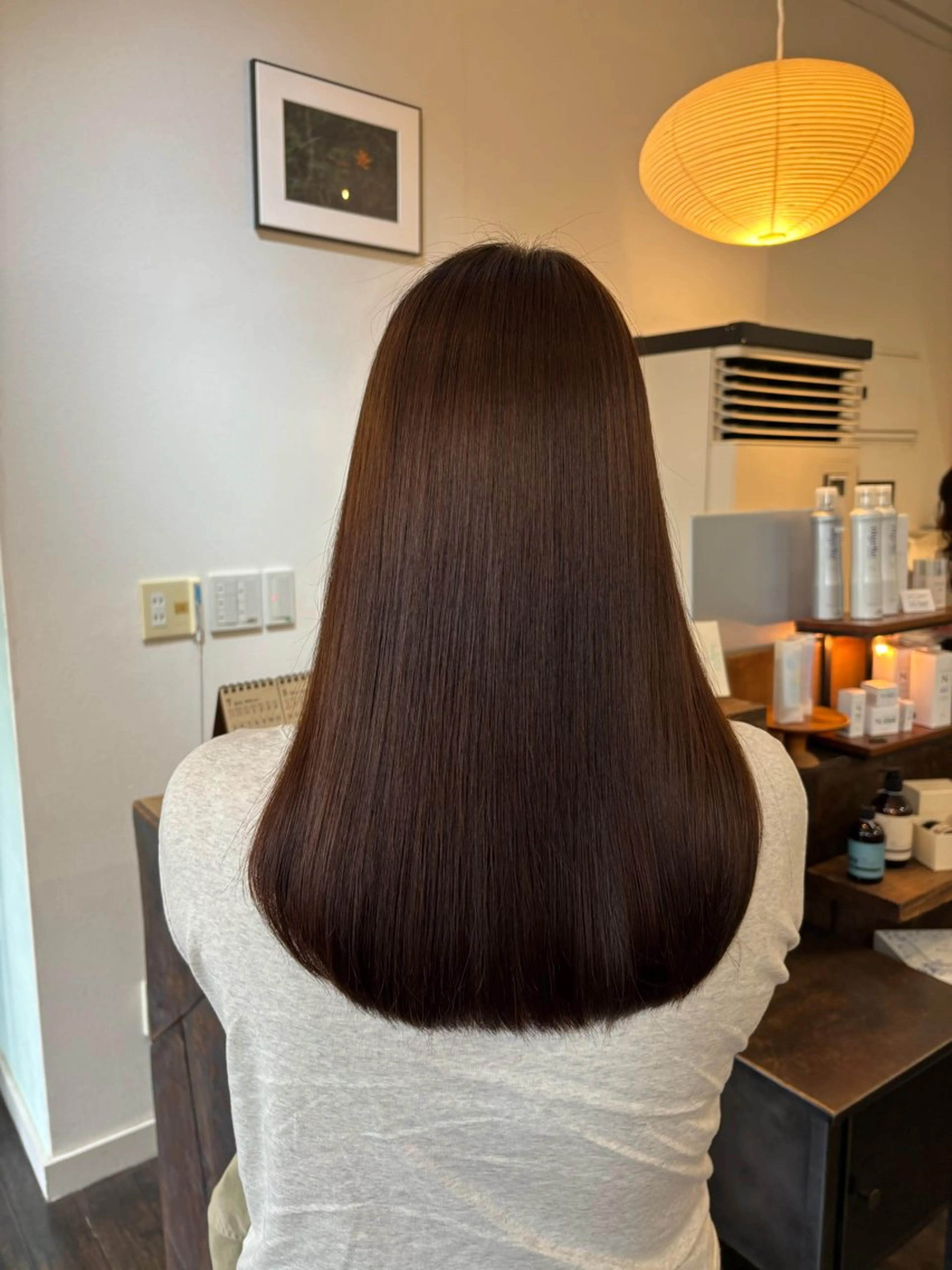 ロング 縮毛矯正 三國 栞音のヘアスタイル
