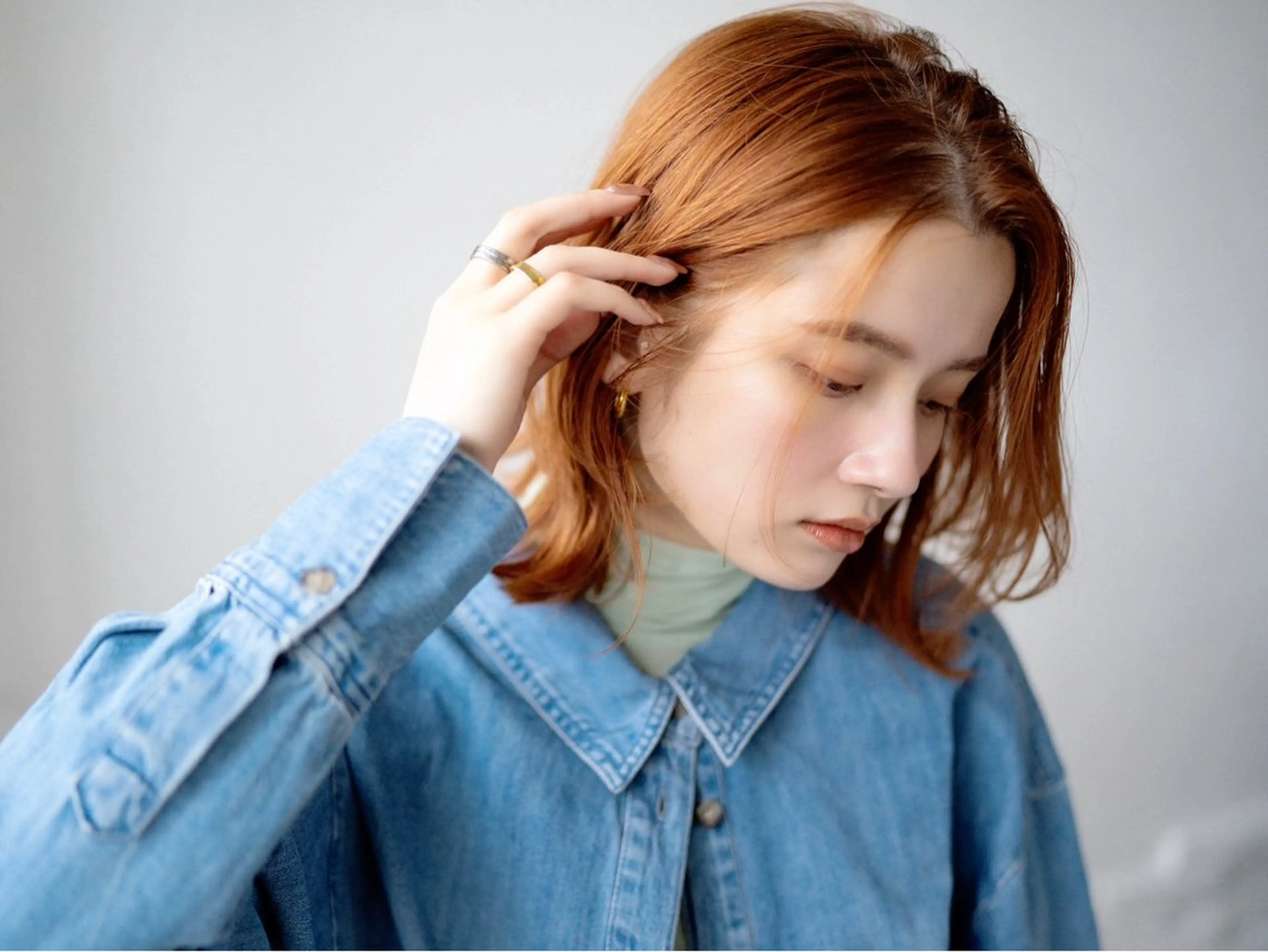 ミディアム カラー カット ヘアカラー 近藤 弘基　ブリーチ /レイヤーカットのヘアスタイル