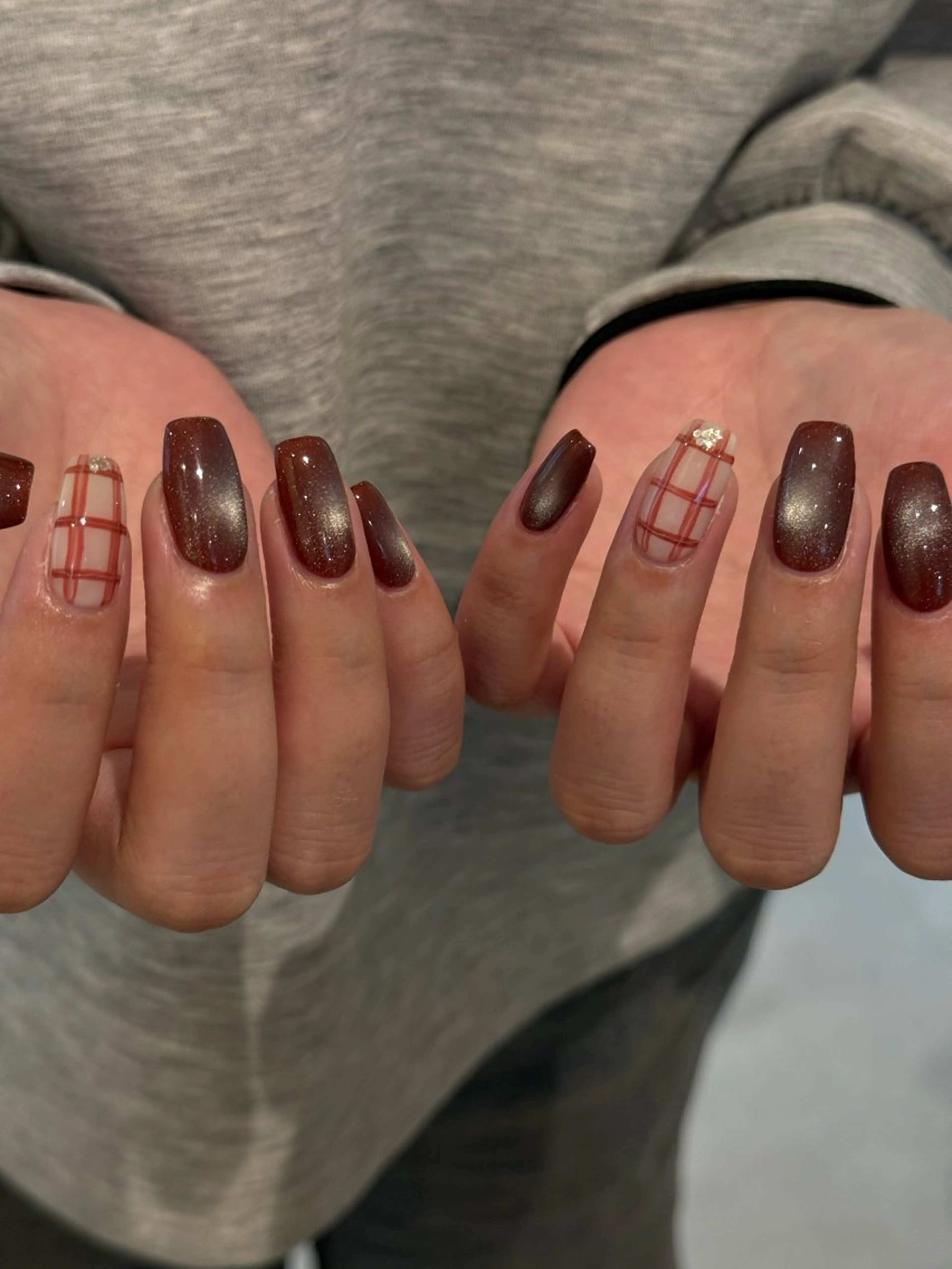 ネイル ハンドネイル airi 🤍のネイルデザイン