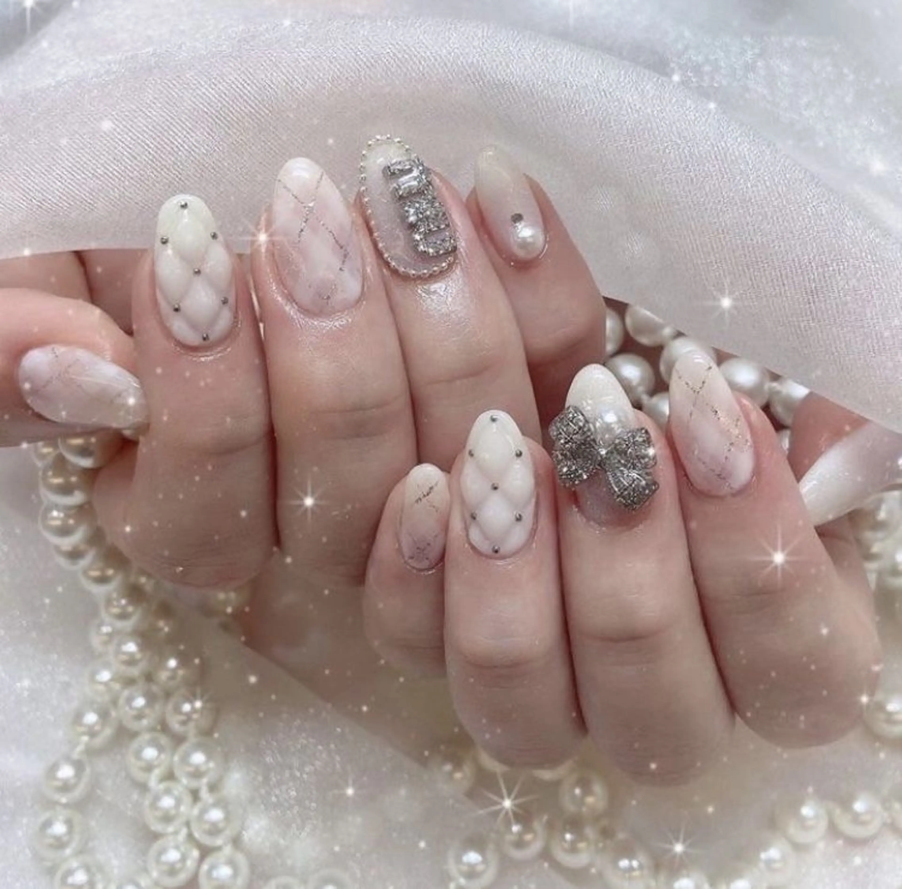 ネイル マグネットネイル ピンク ネイルチップ 冬ネイル Lee Nailsのネイルデザイン