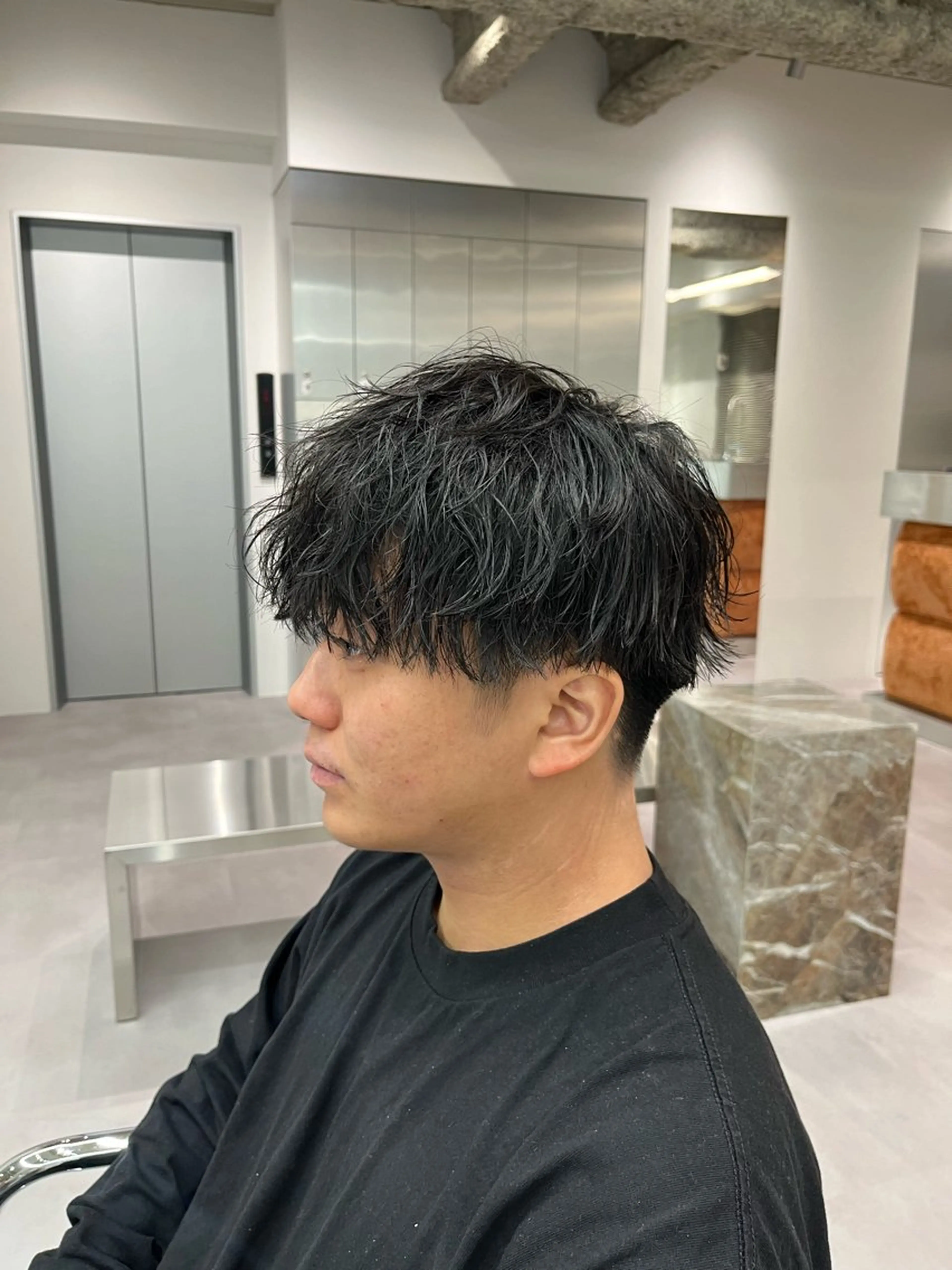 ショート パーマ メンズ ⚡メンズパーマフ ェードカットTomyのヘアスタイル