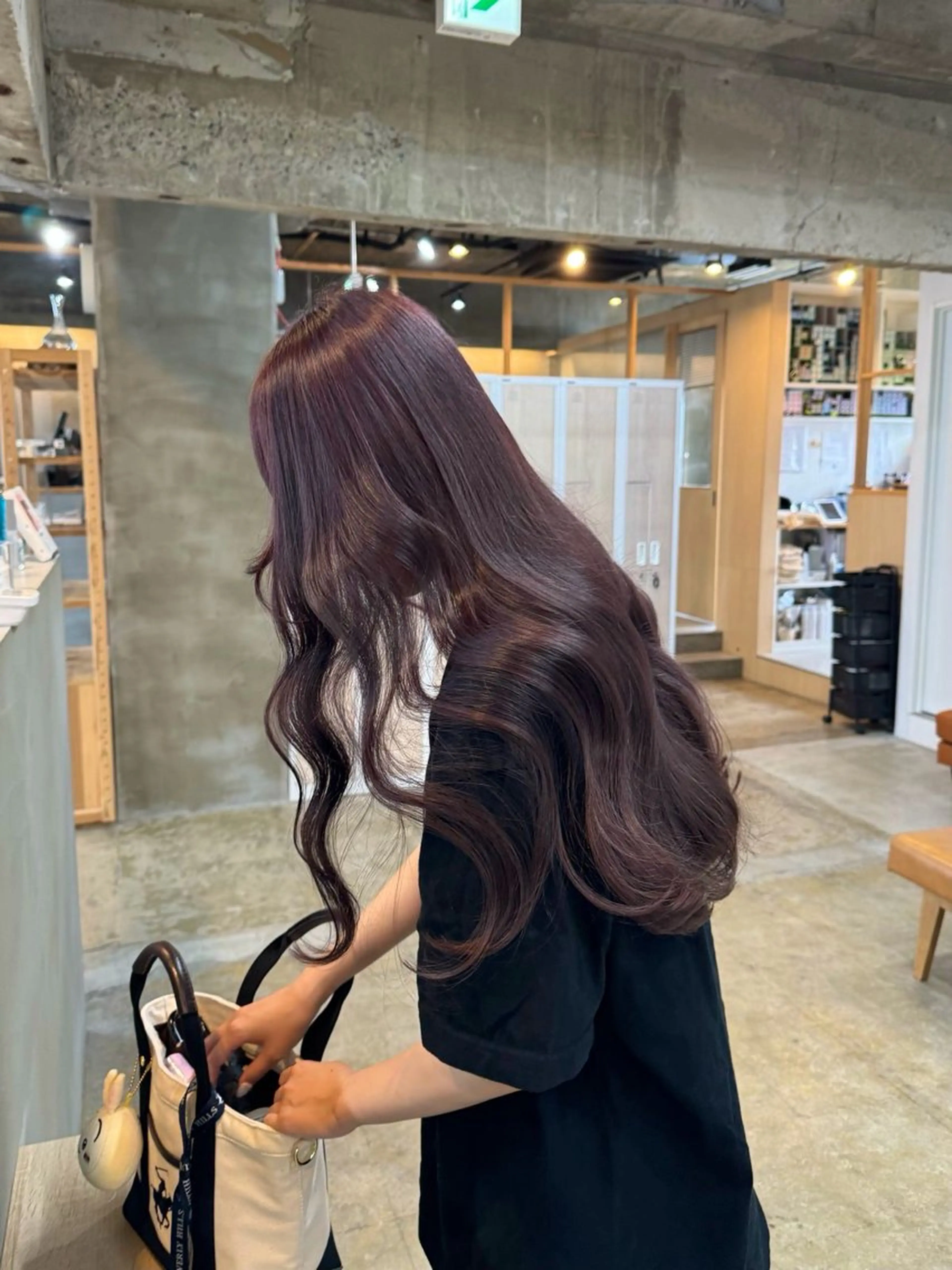 【🍇これからの季節に大人気🍇】透明感たっぷりラベンダーカラー💜➕ウルツヤ髪質改善トリートメント💕💕の写真