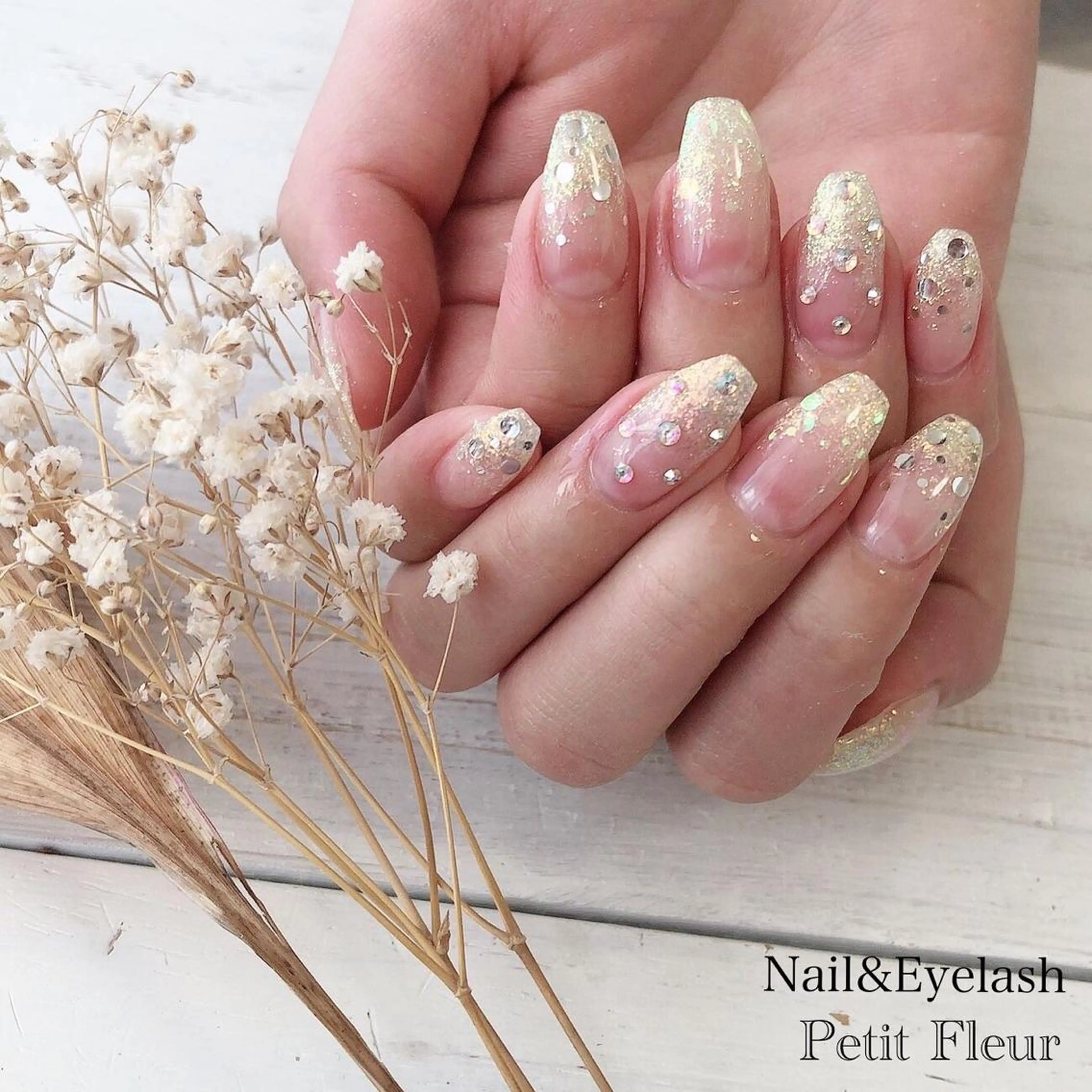 ネイル 青柳 亜梨奈のマツエク・マツパデザイン