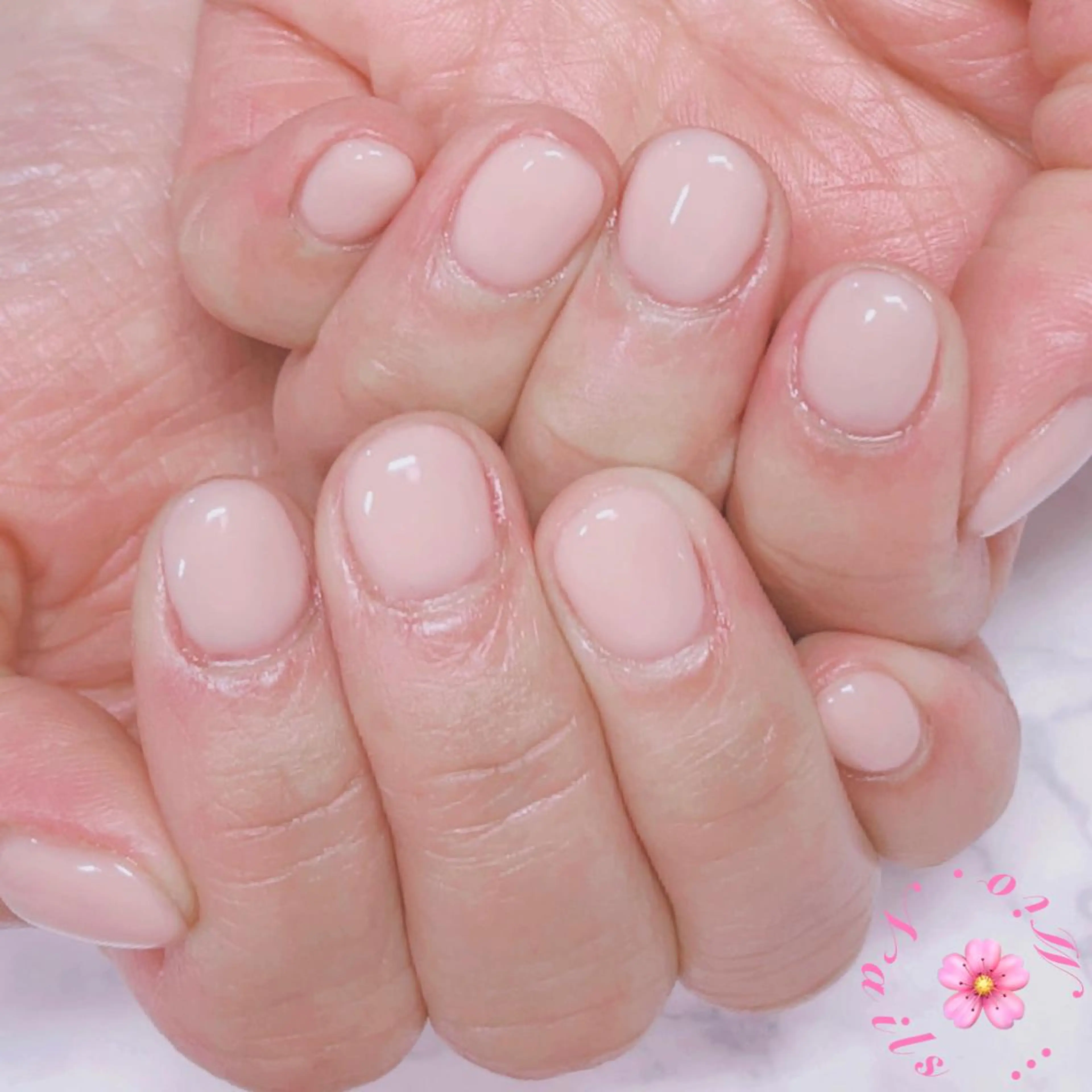ネイル ジェルネイル ワンカラーネイル .Nails Mio 赤羽西ネイルサロンのネイルデザイン
