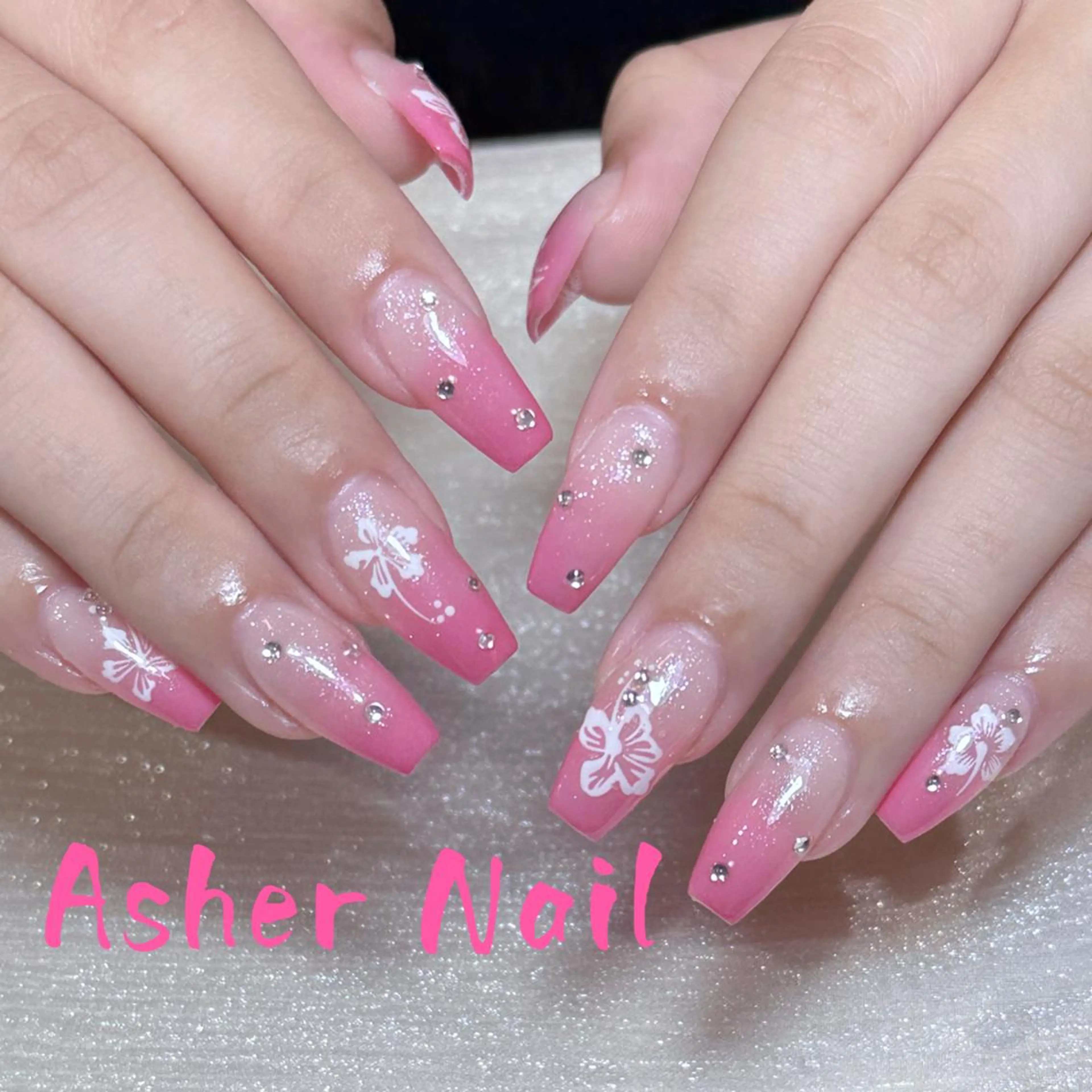 ネイル ハンドネイル ハンドケア Asher-HIKA 🌞のネイルデザイン