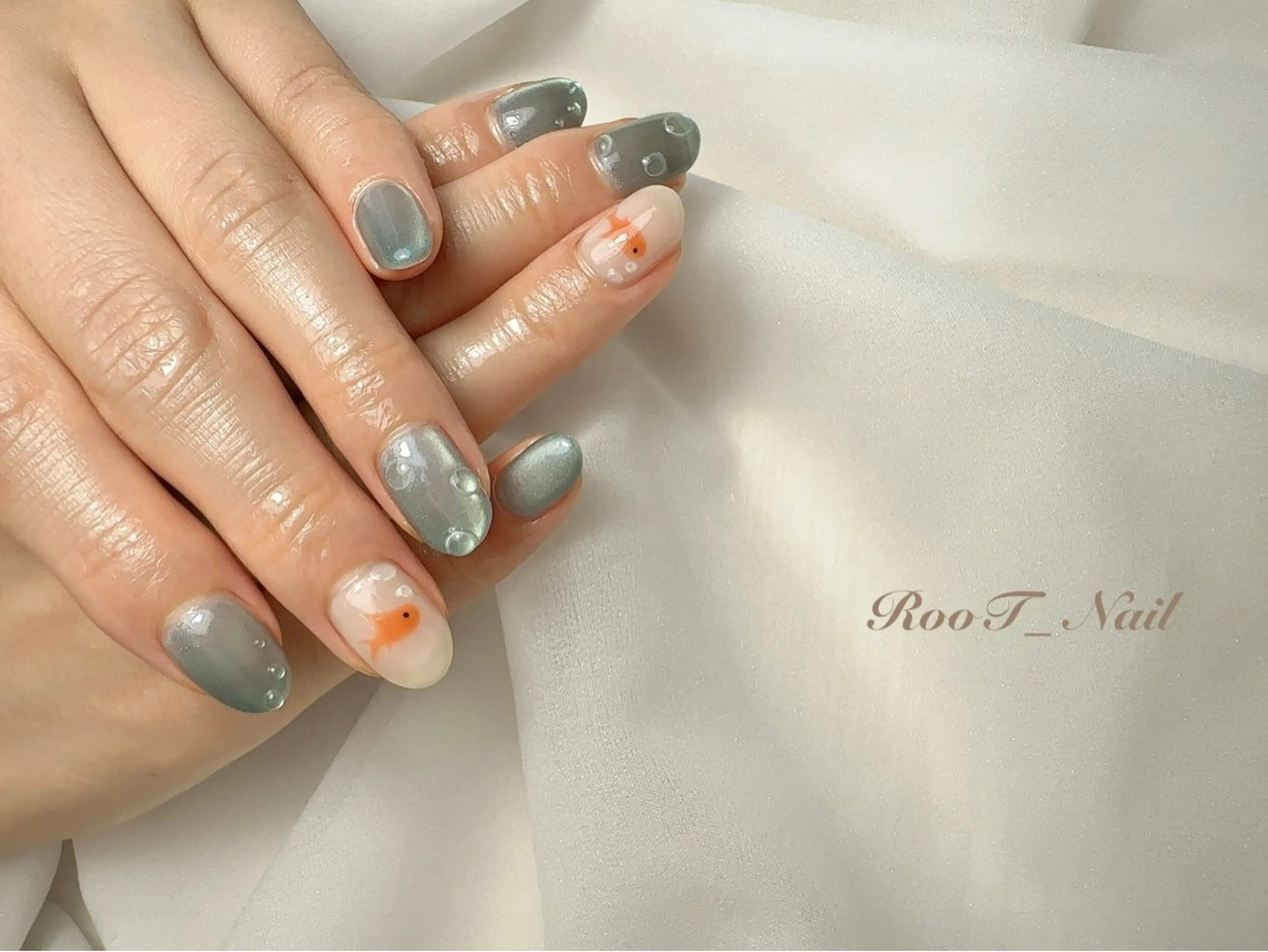 ネイル マグネットネイル ぷっくりネイル ハンドネイル RooT Nailのネイルデザイン