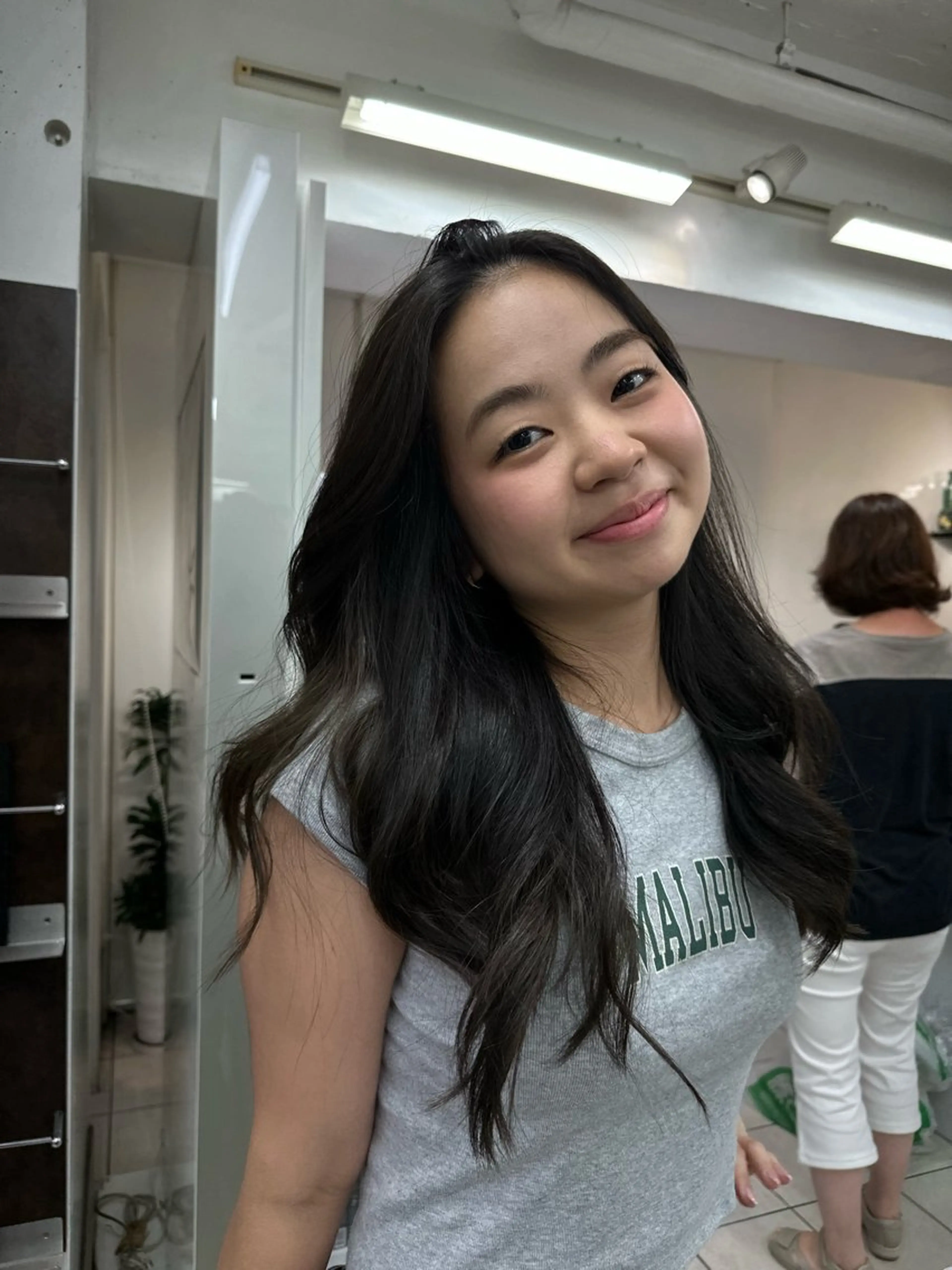 ロング 星野 菜月のヘアスタイル