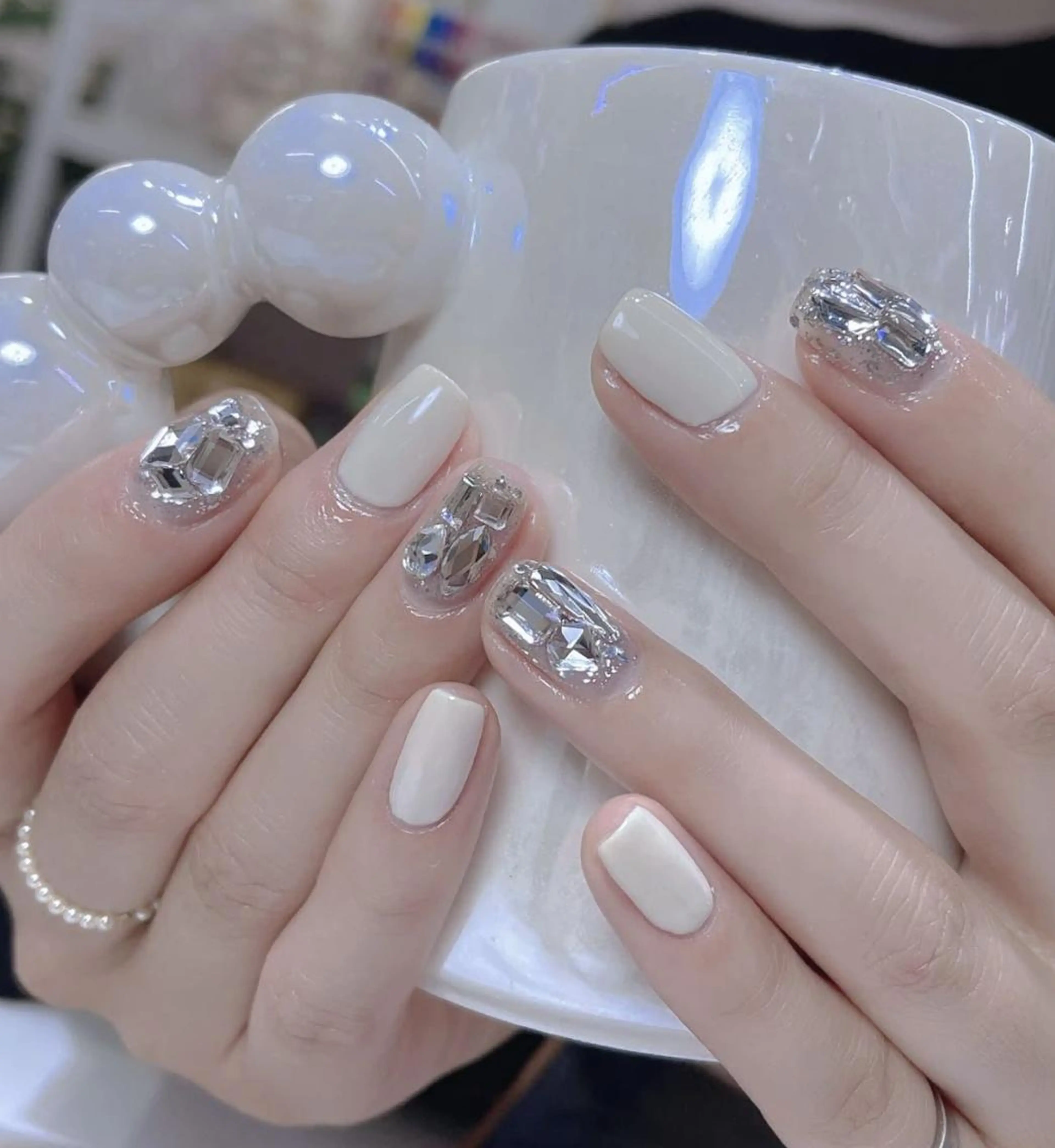 ネイル シンプルネイル Queens ひなのネイルデザイン