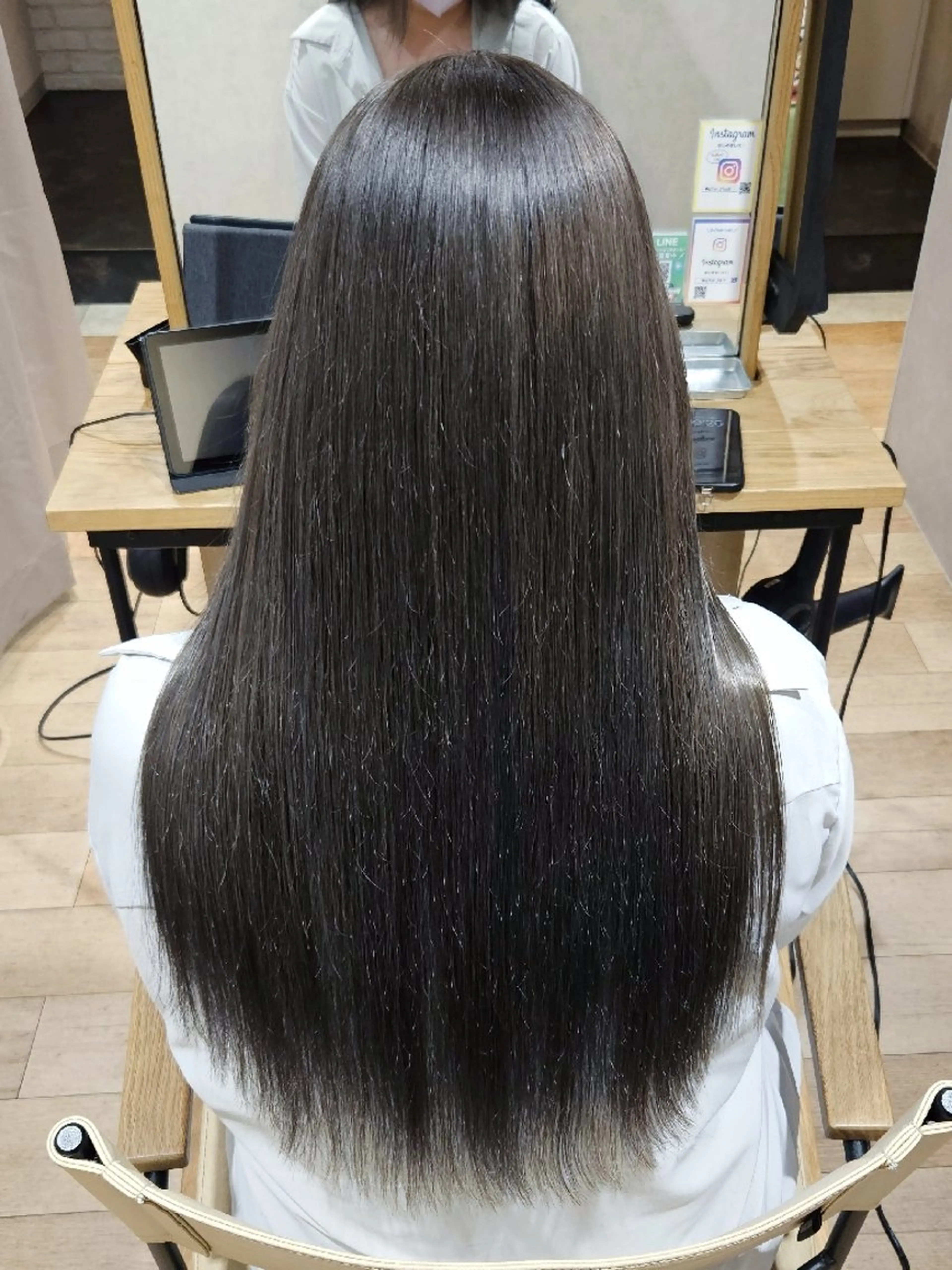 ロング カラー アッシュ ヘアカラー トリートメント ACTOR所属・外戸口未優利 /ケドグチミユリのヘアスタイル