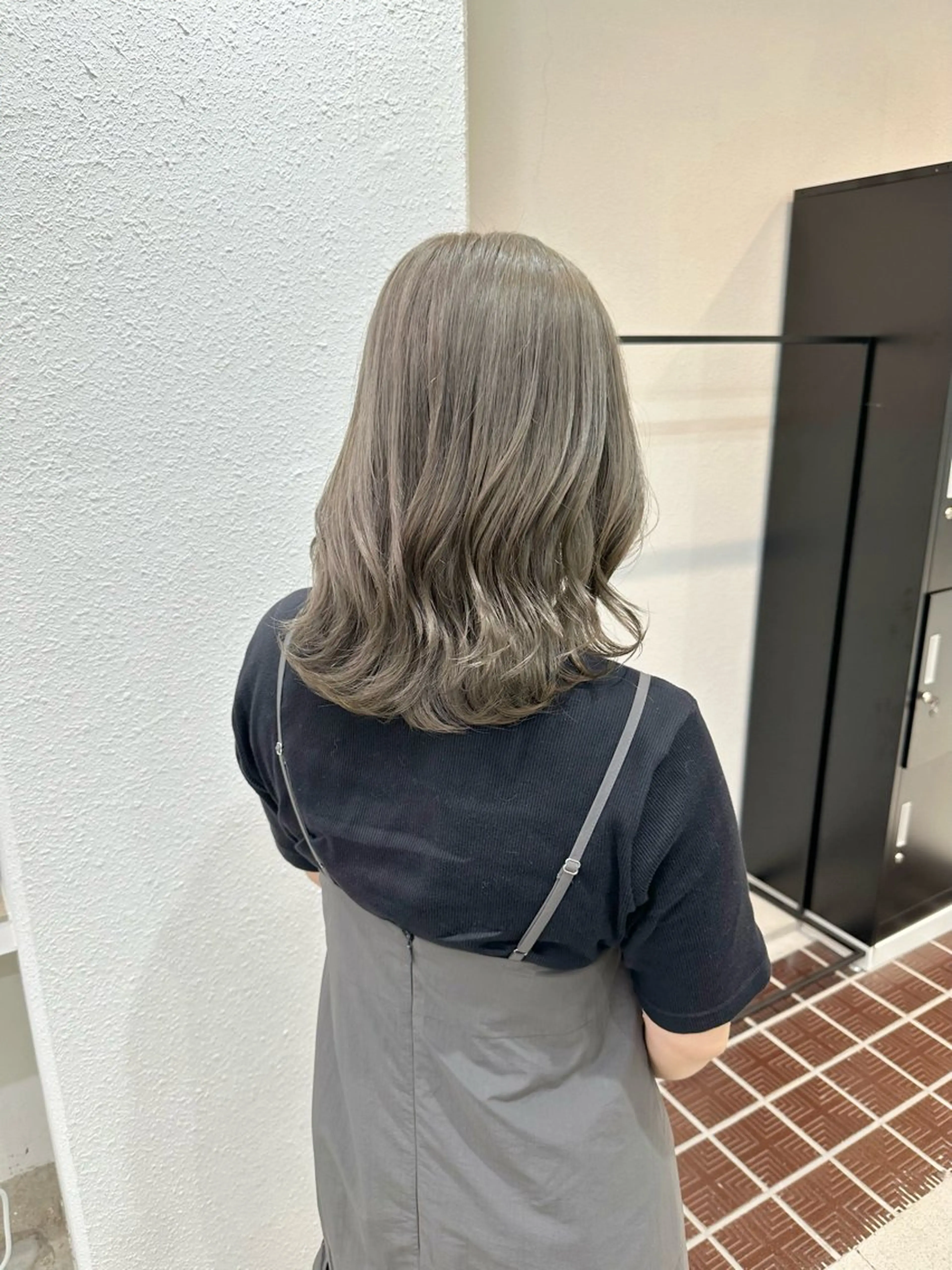 セミロング カラー 🌈ディレクター🌈 徳松優希のヘアスタイル