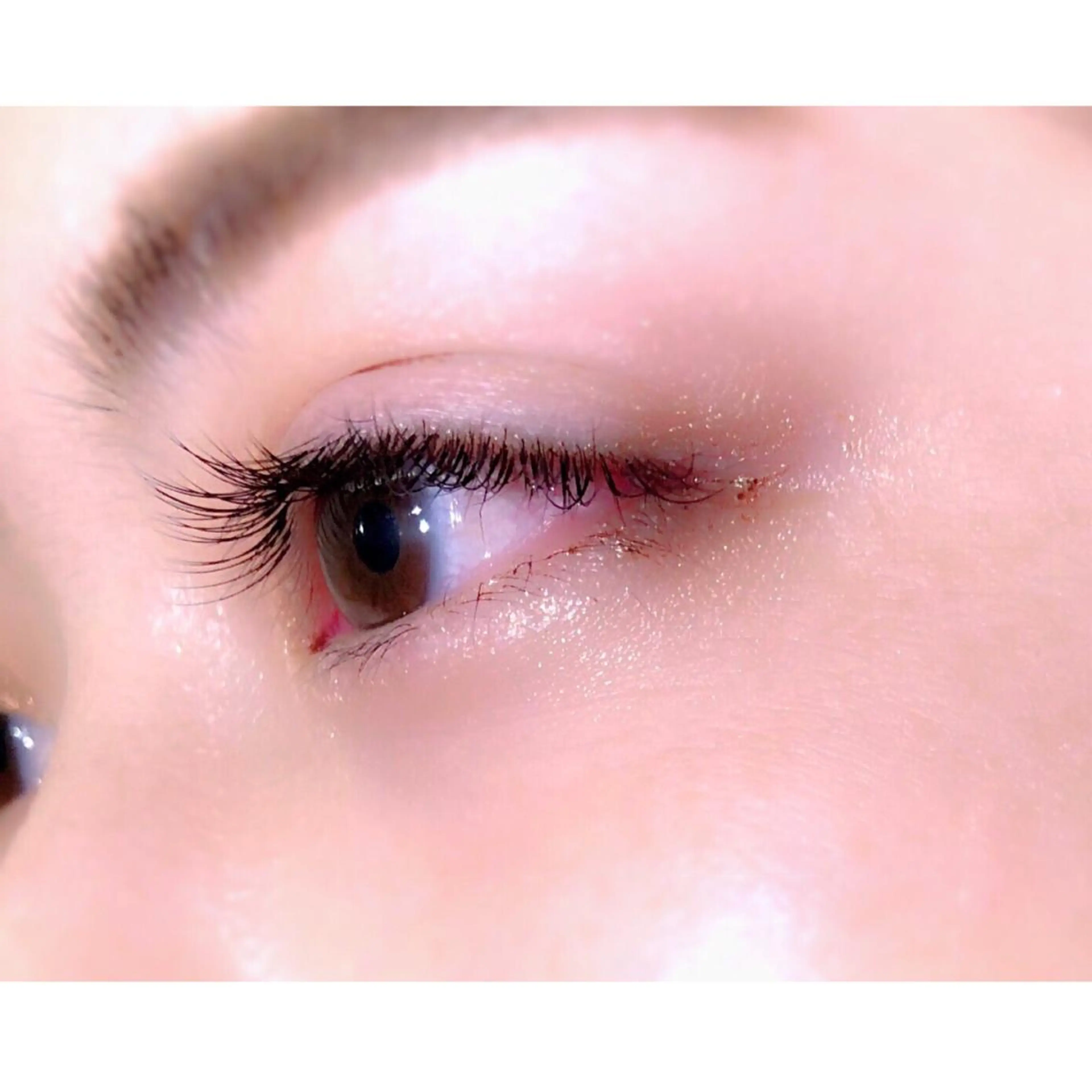 ショート カラー ネイル マツエク・マツパ illum hicariのネイルデザイン