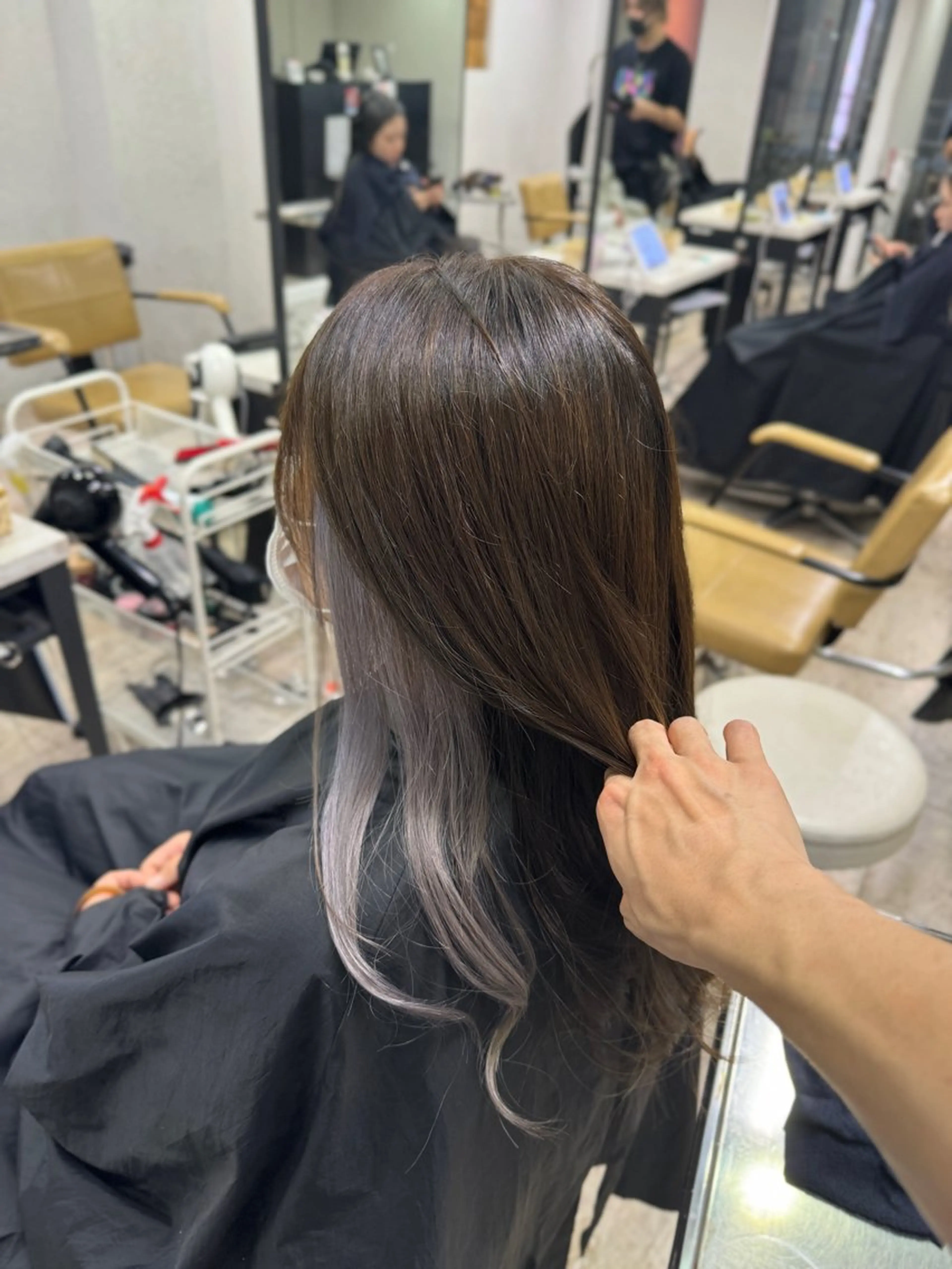 ロング カラー カット ヘアカラー トリートメント 槙川 郁弥のヘアスタイル
