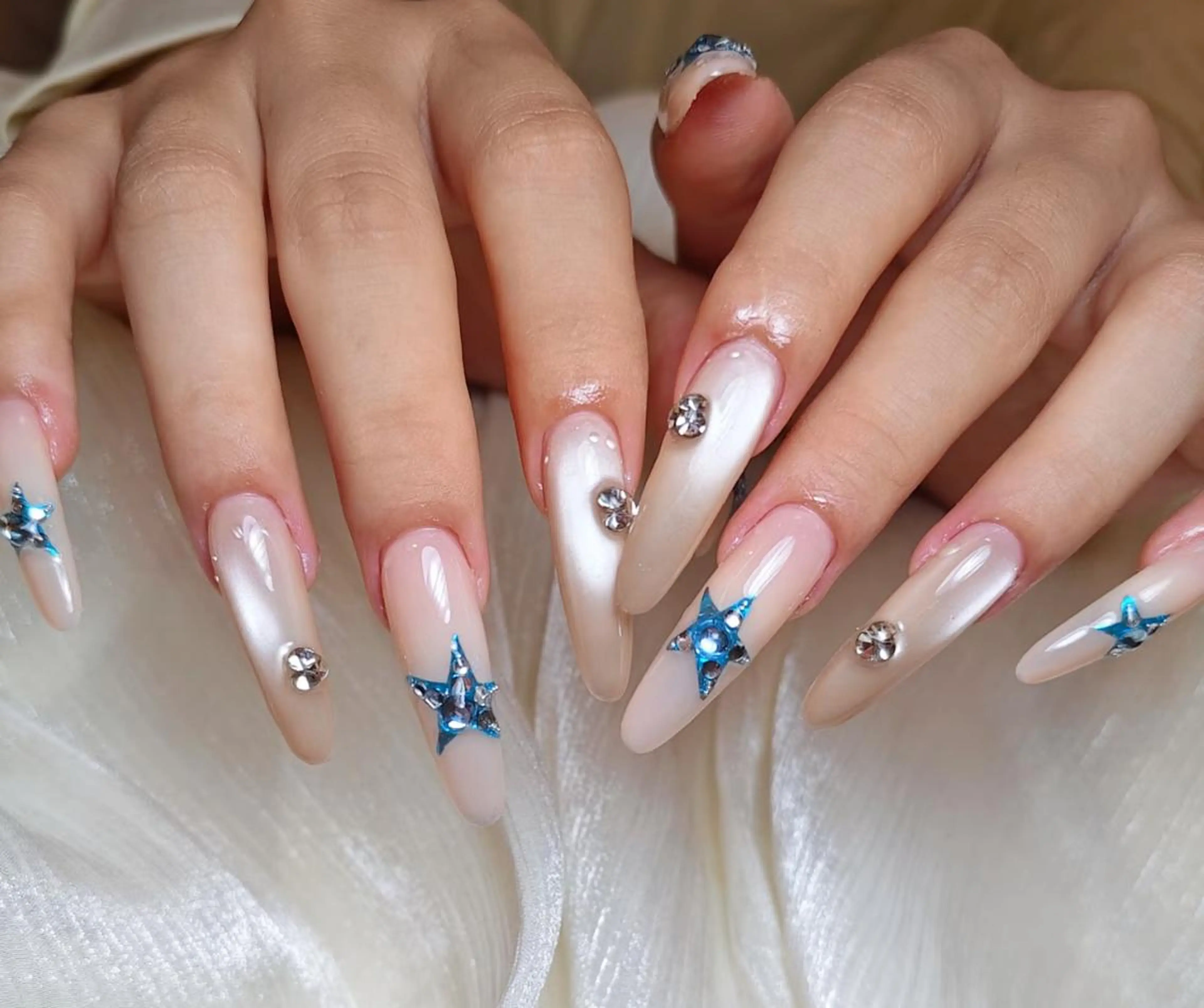 キッズ ハンドネイル ハンドケア 🍑 momo_nailのネイルデザイン