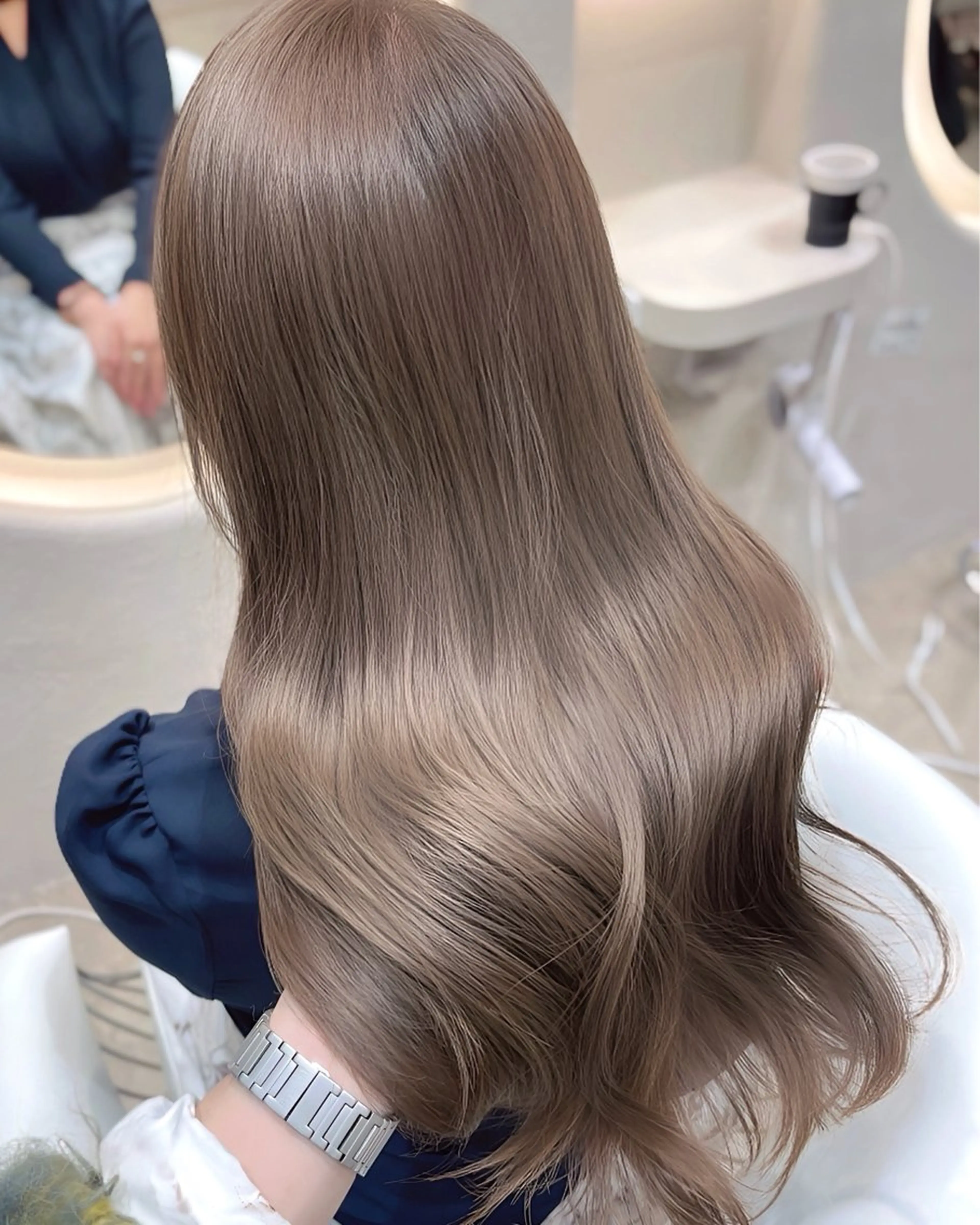 ロング カラー カット ヘアカラー Ryoichi⛓️ 韓国ヘア/ハイトーンのヘアスタイル