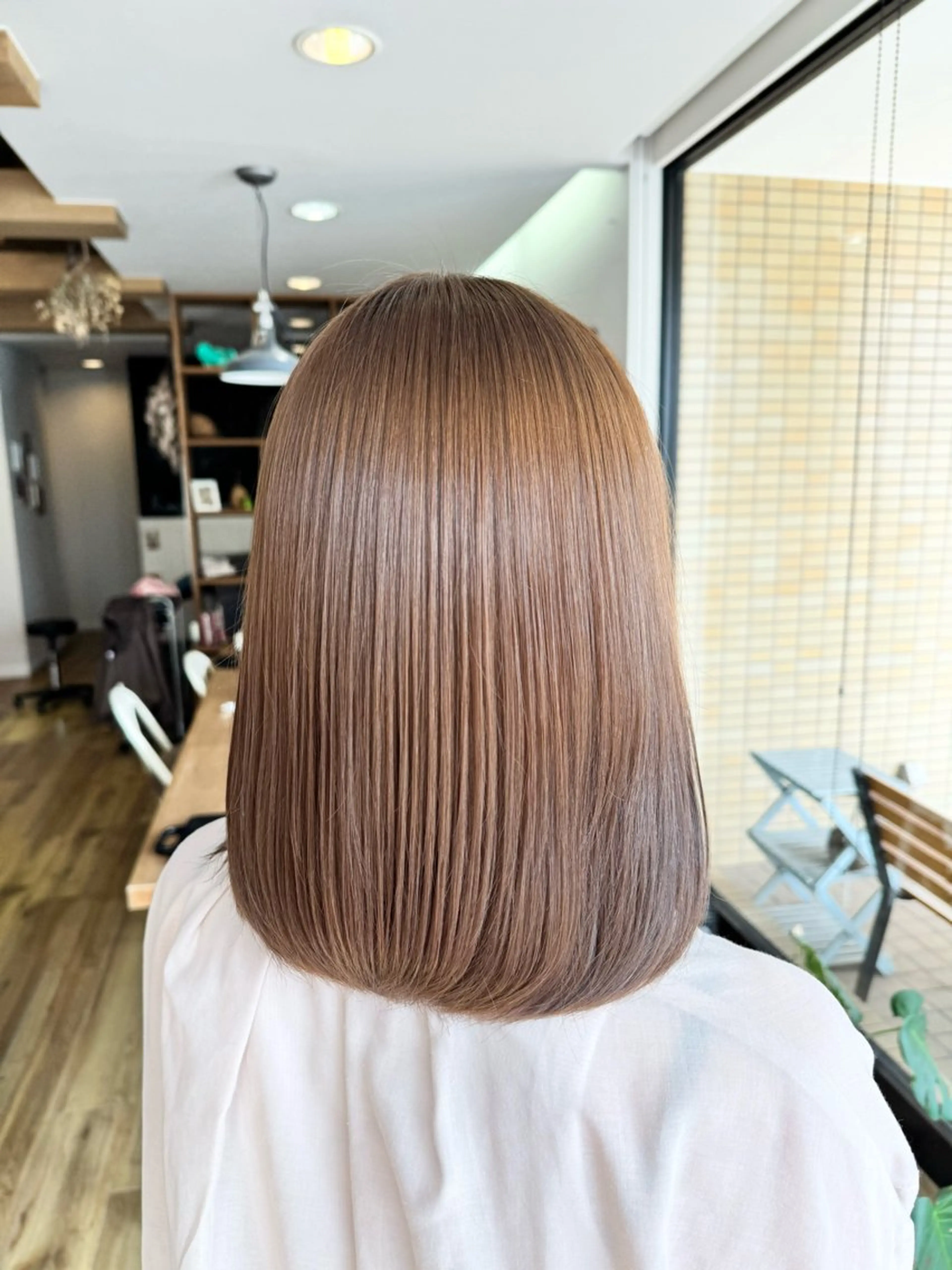 ミディアム カラー ブラウンカラー カット ヘアカラー トリートメント ツキダテ ユイのヘアスタイル