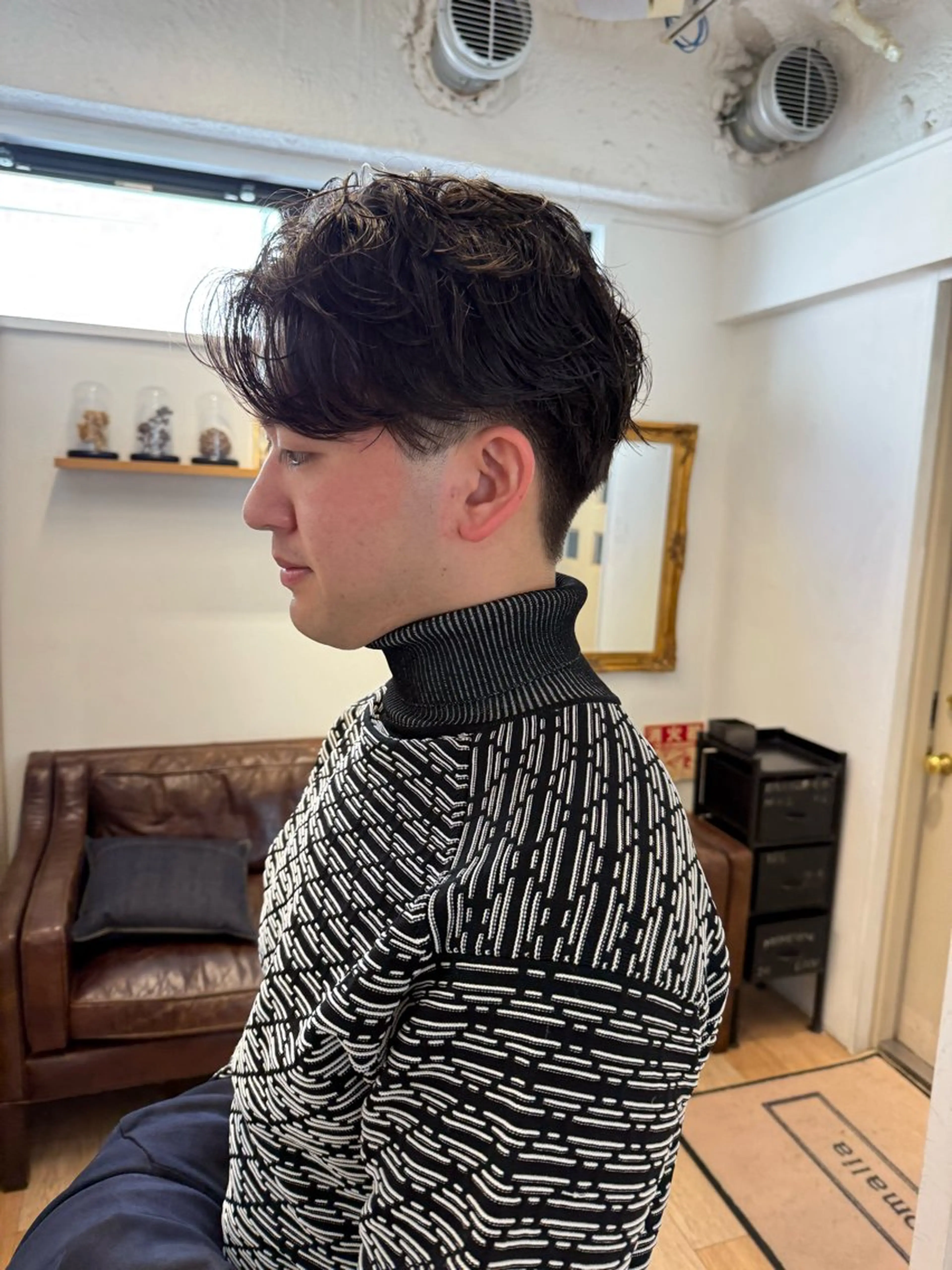 パーマ メンズ ミルクティー× グレージュMOMOのヘアスタイル