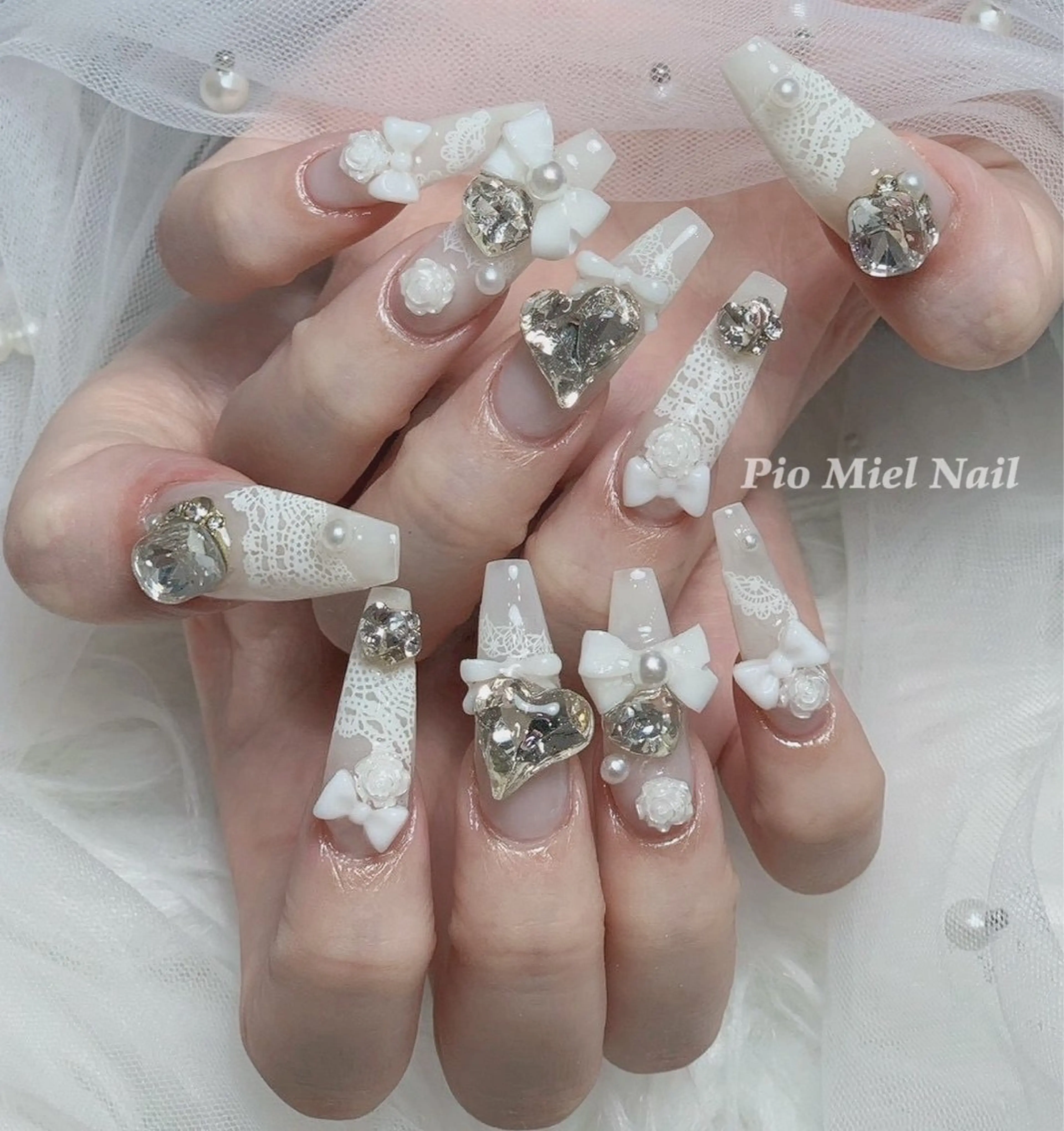 ネイル ハンドネイル HANA 長さだしのネイルデザイン