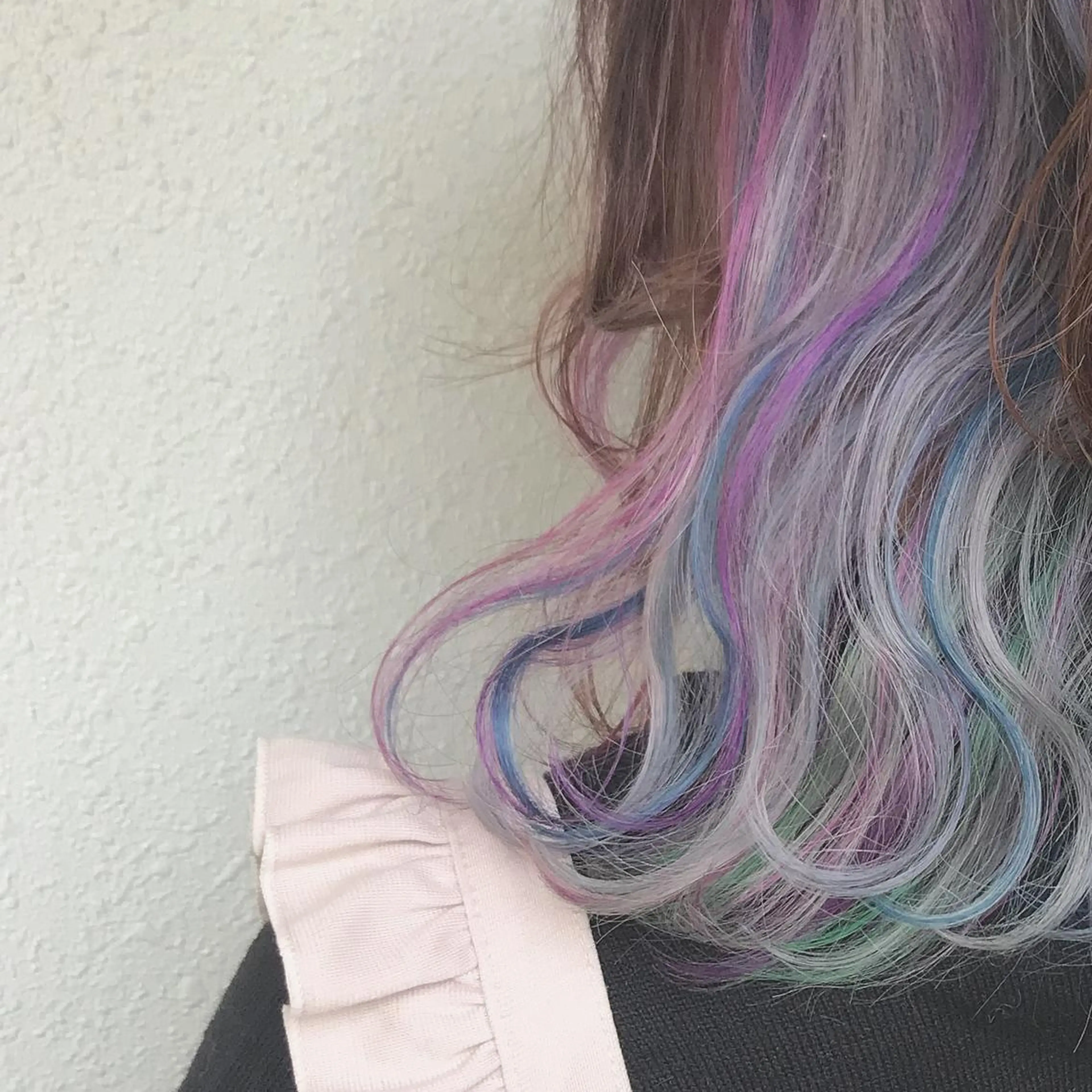 ミディアム カラー ブリーチ ハイライトカラー ハイライト インナーカラー/天神 ブリーチ/吉田のヘアスタイル